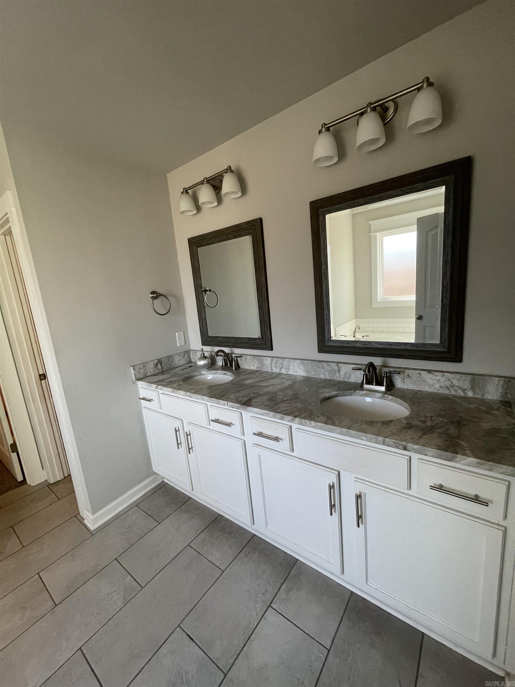 2096  Creekwood Circle  Bauxite, AR