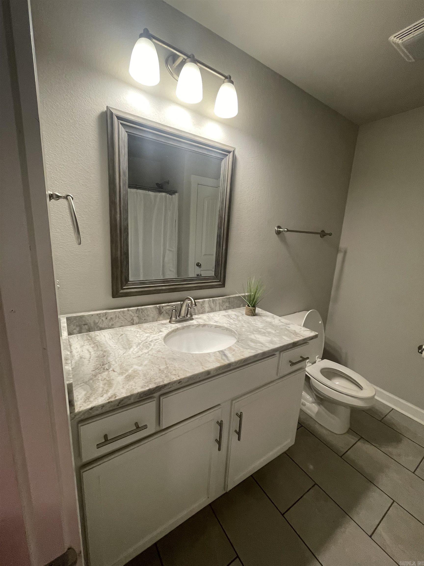 2096  Creekwood Circle  Bauxite, AR