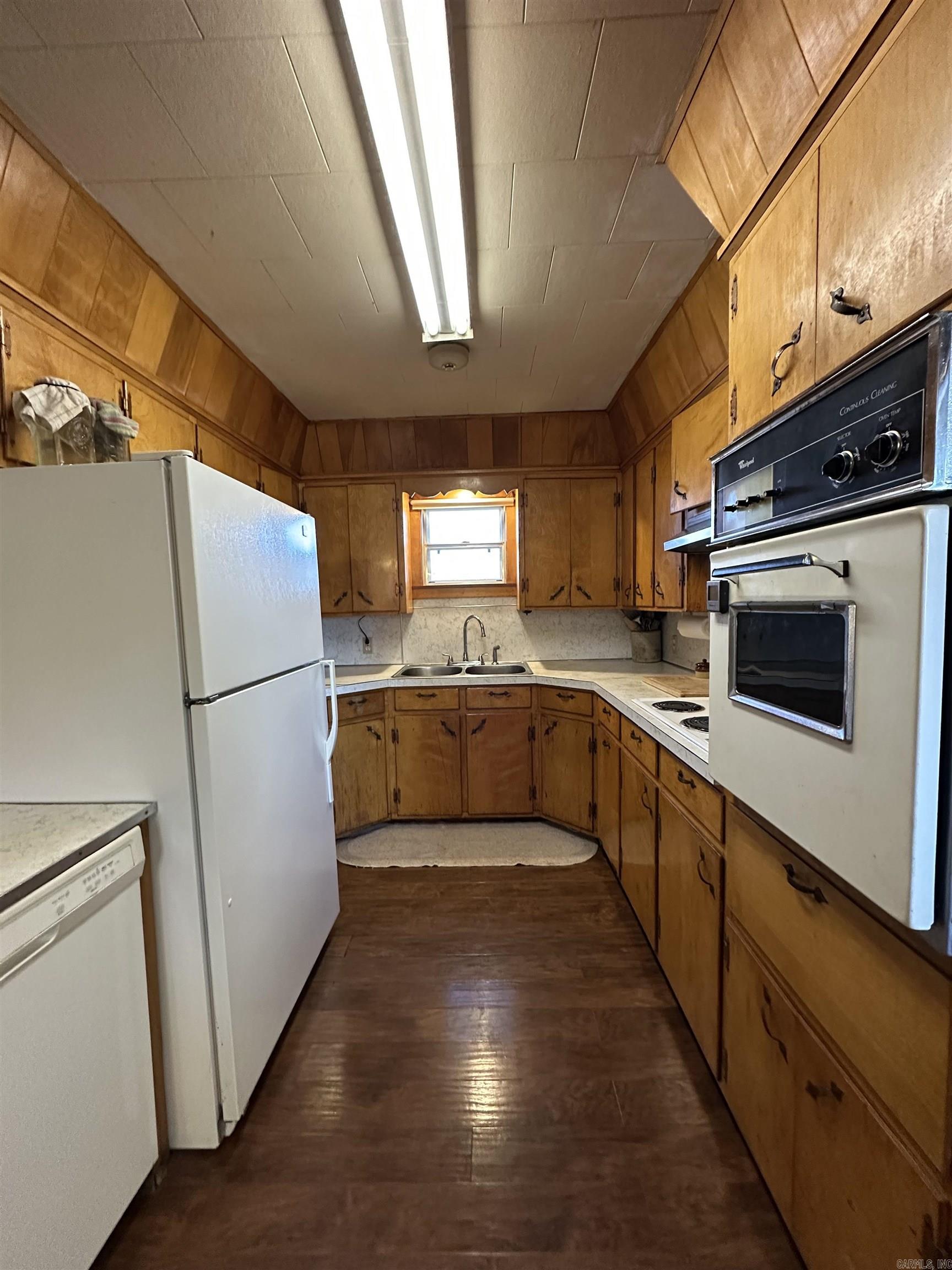 5330  Highway 9  Center Ridge, AR