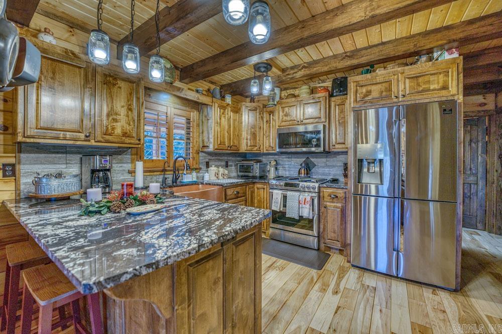 12278  S HWY 27  Marshall, AR