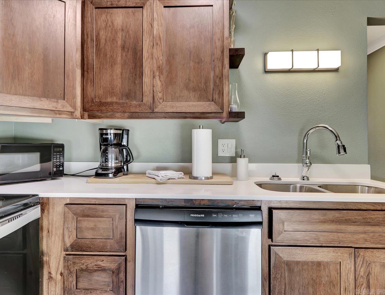 109  Hamilton Oaks Dr Unit 302  Hot Springs, AR