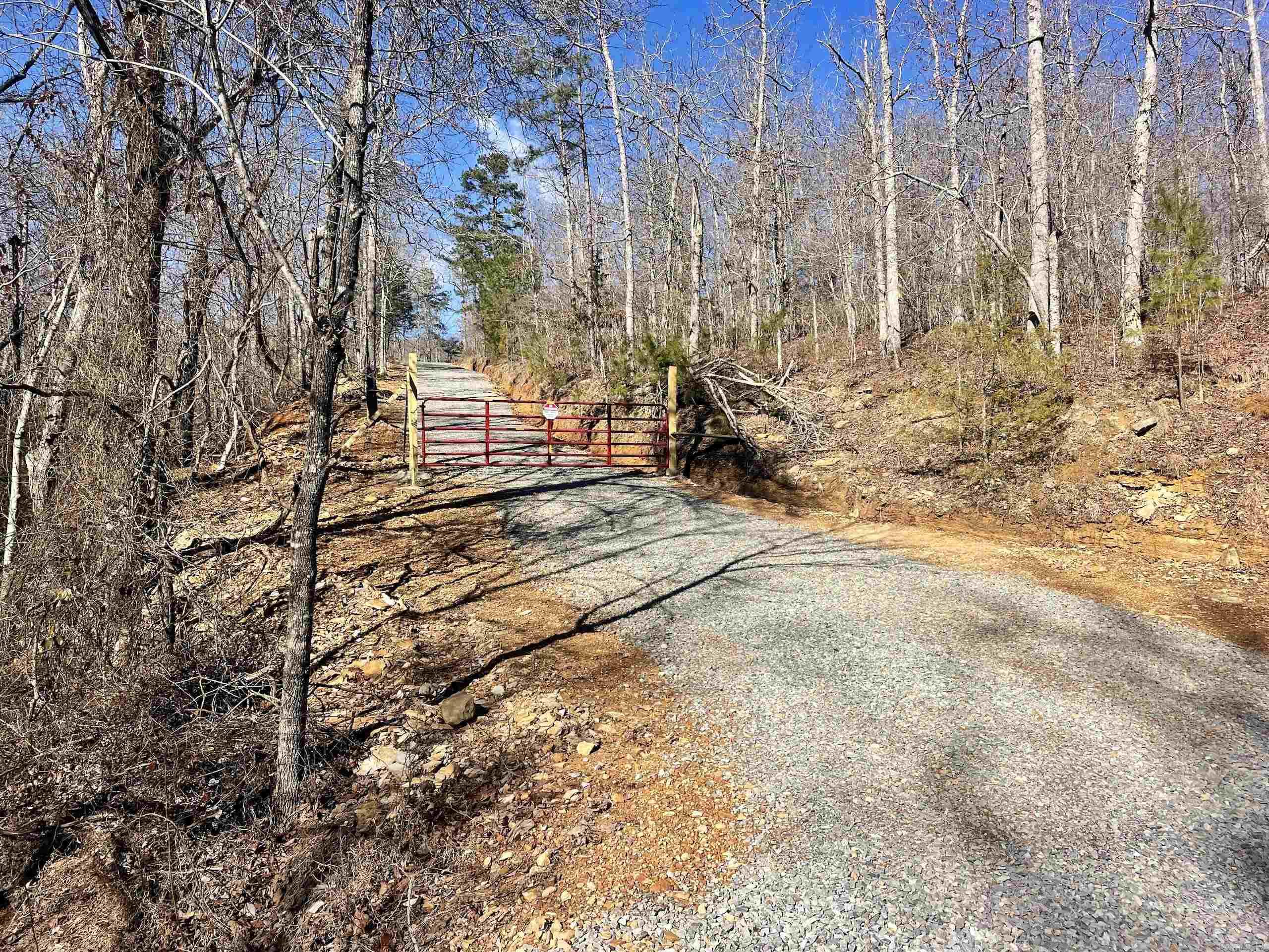 601  Winding  Jerusalem, AR