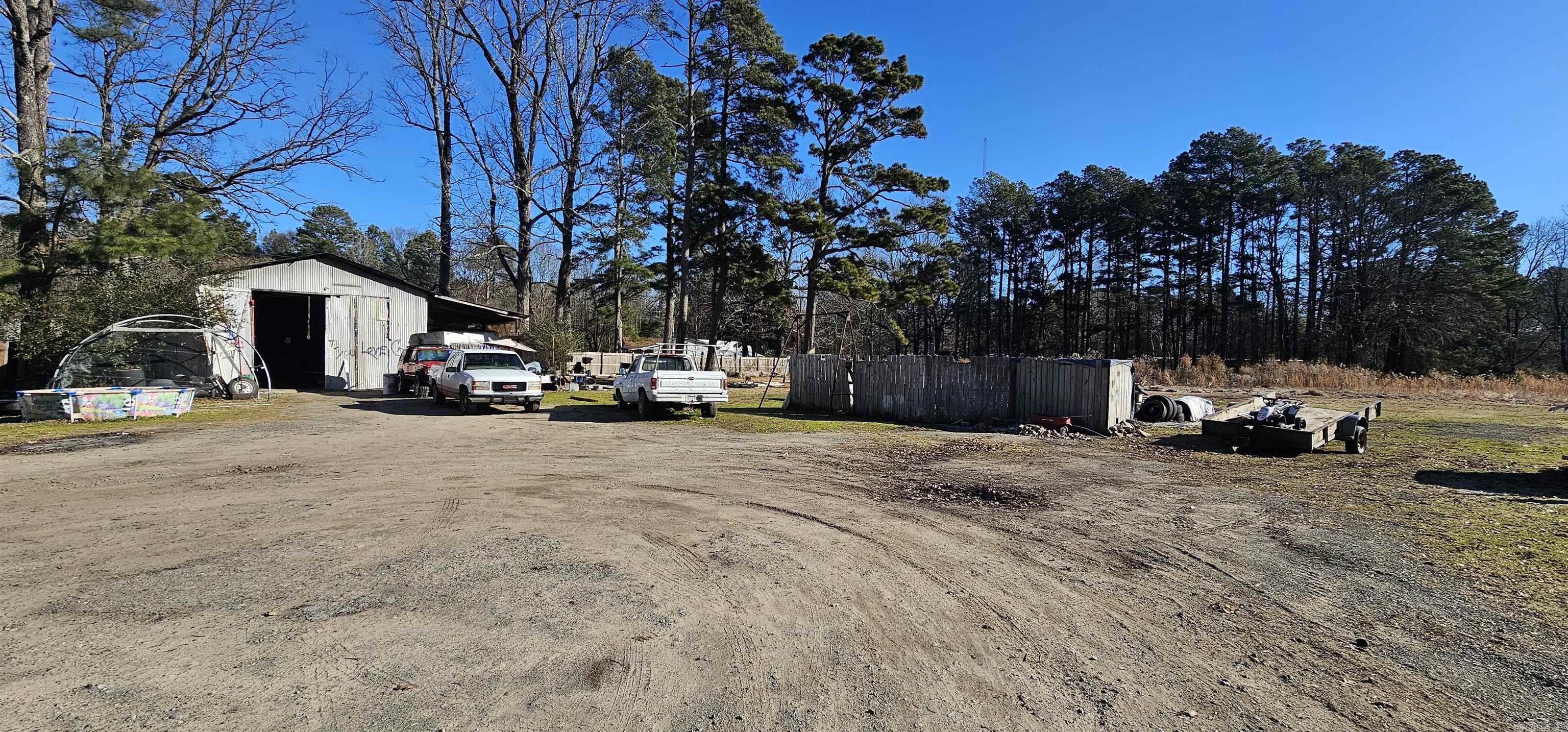2631  Claud  White Hall, AR