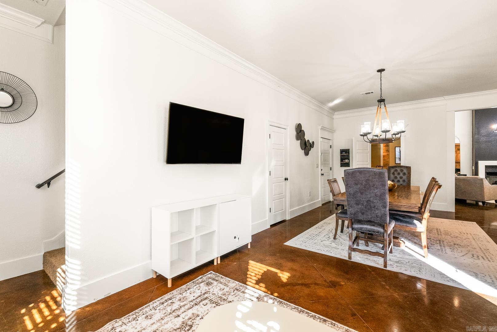 335  Vintage  Conway, AR