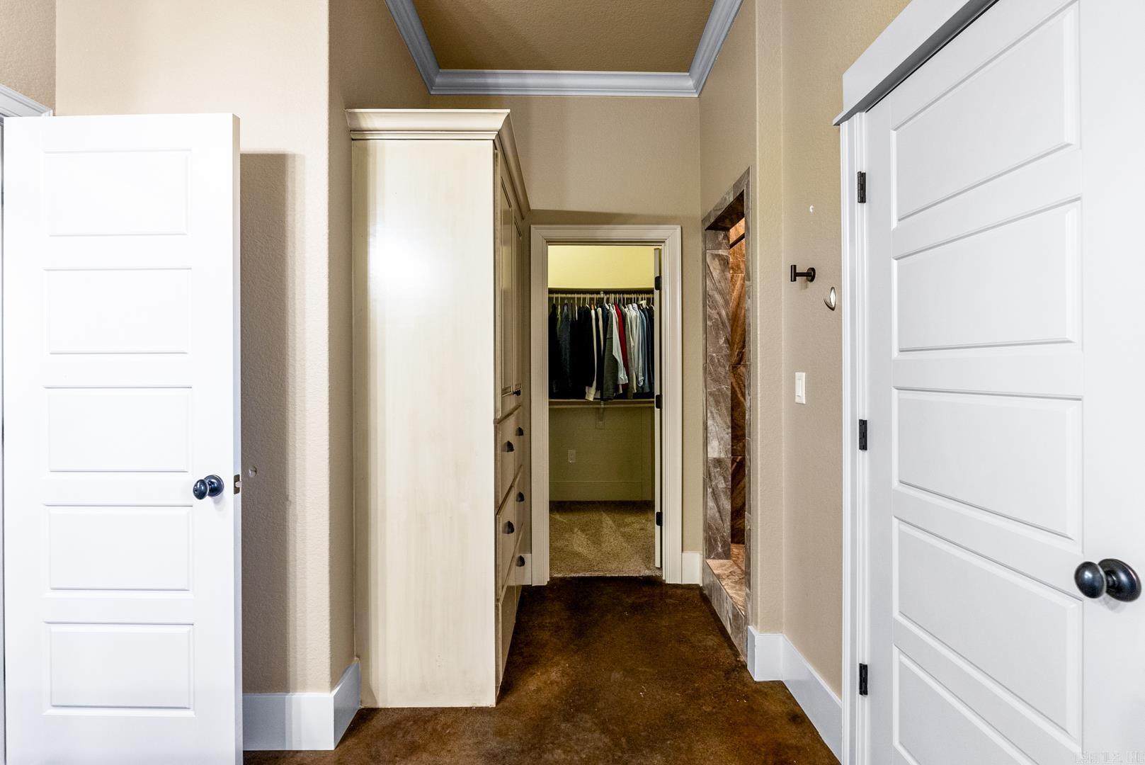 335  Vintage  Conway, AR