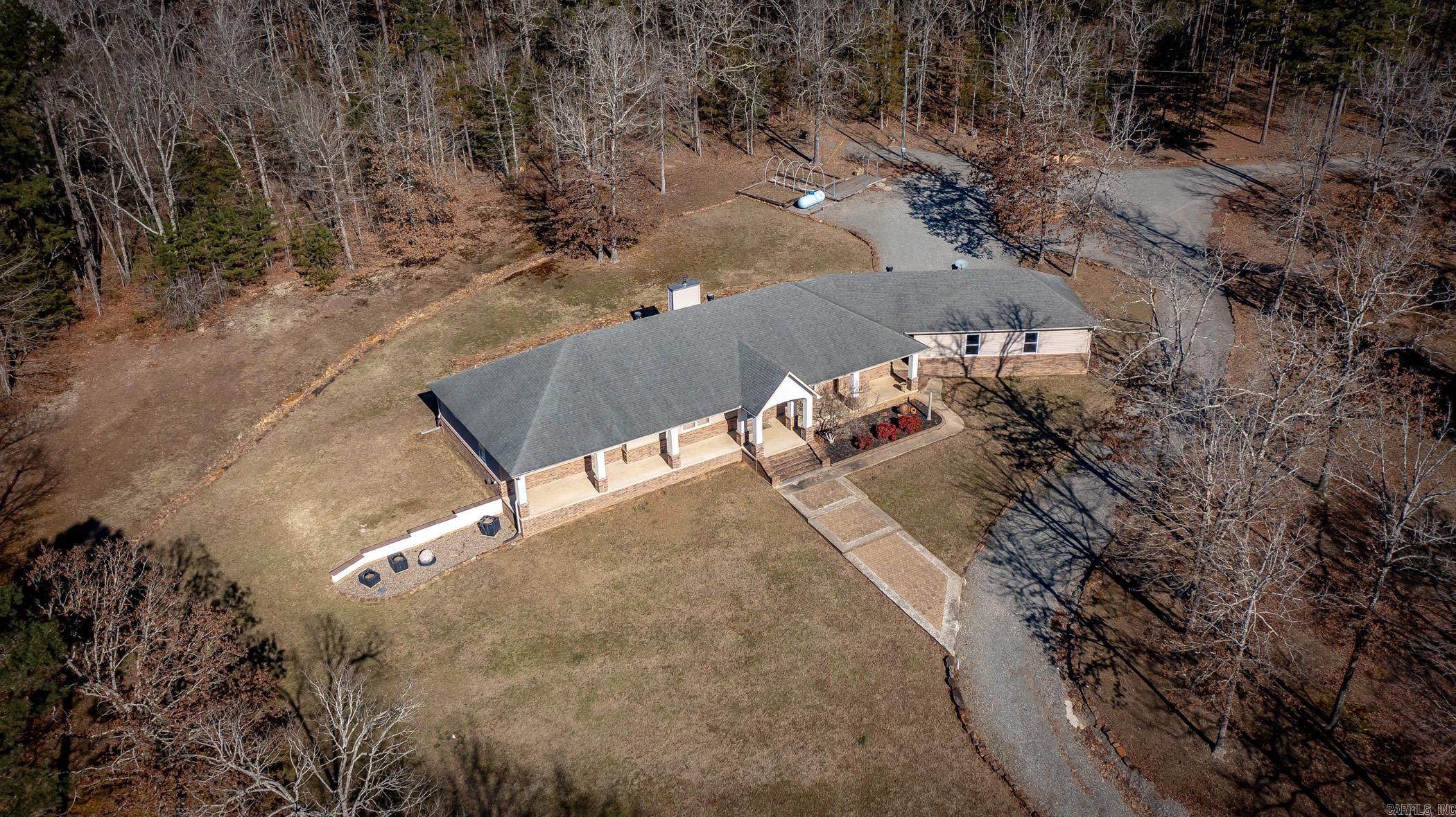 165  Country Oaks Drive  Clinton, AR