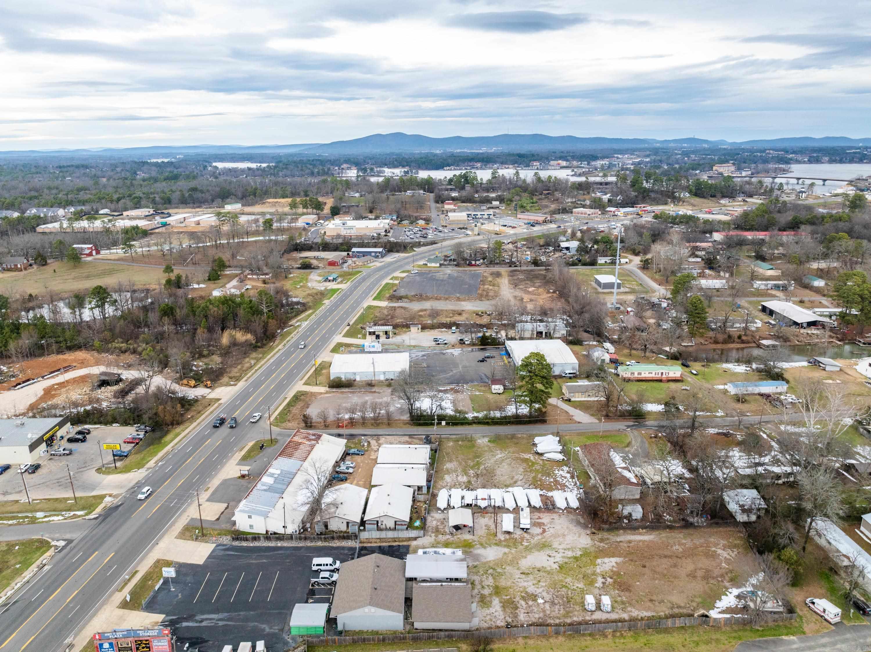 5703  CENTRAL AVENUE 121 Second Street Hot Springs, AR