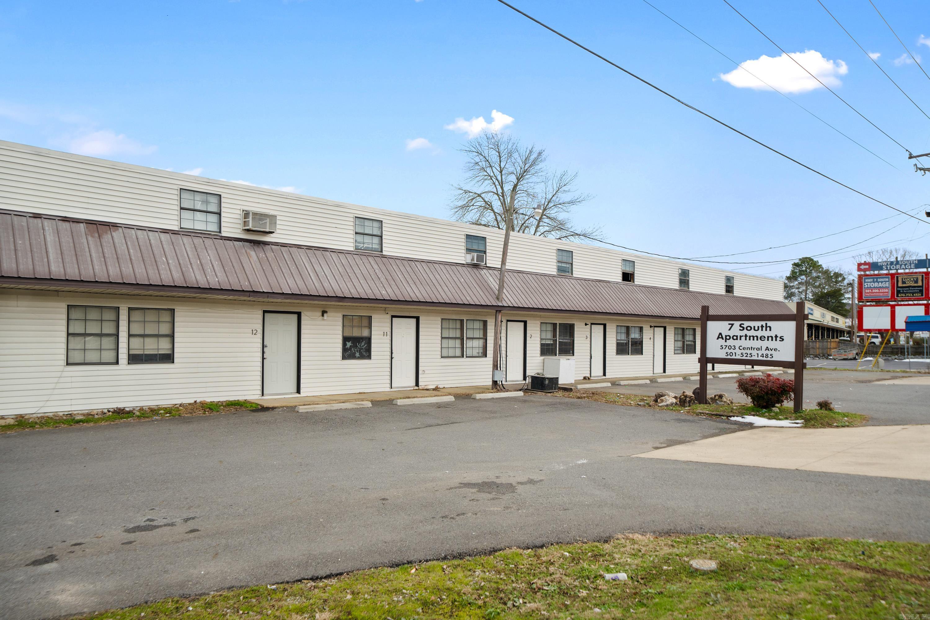 5703  CENTRAL AVENUE 121 Second Street Hot Springs, AR