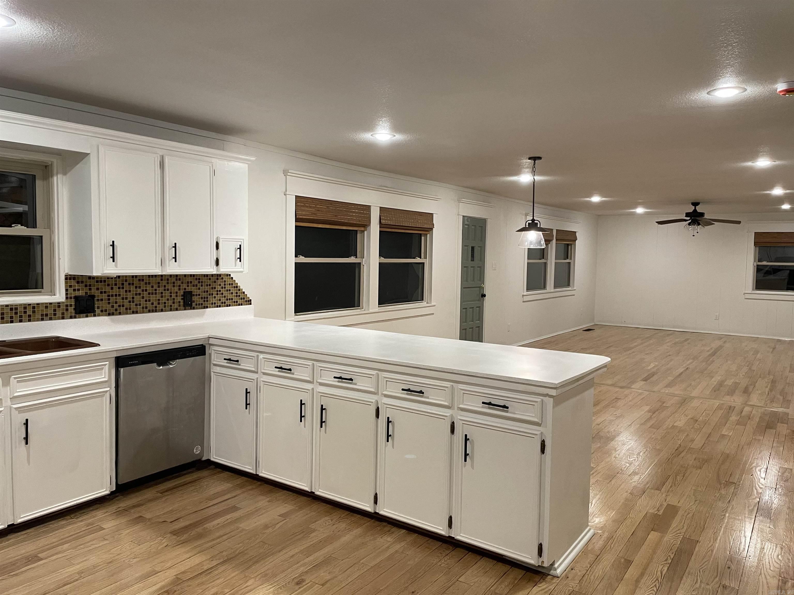 42100  Higginbotham  Perryville, AR