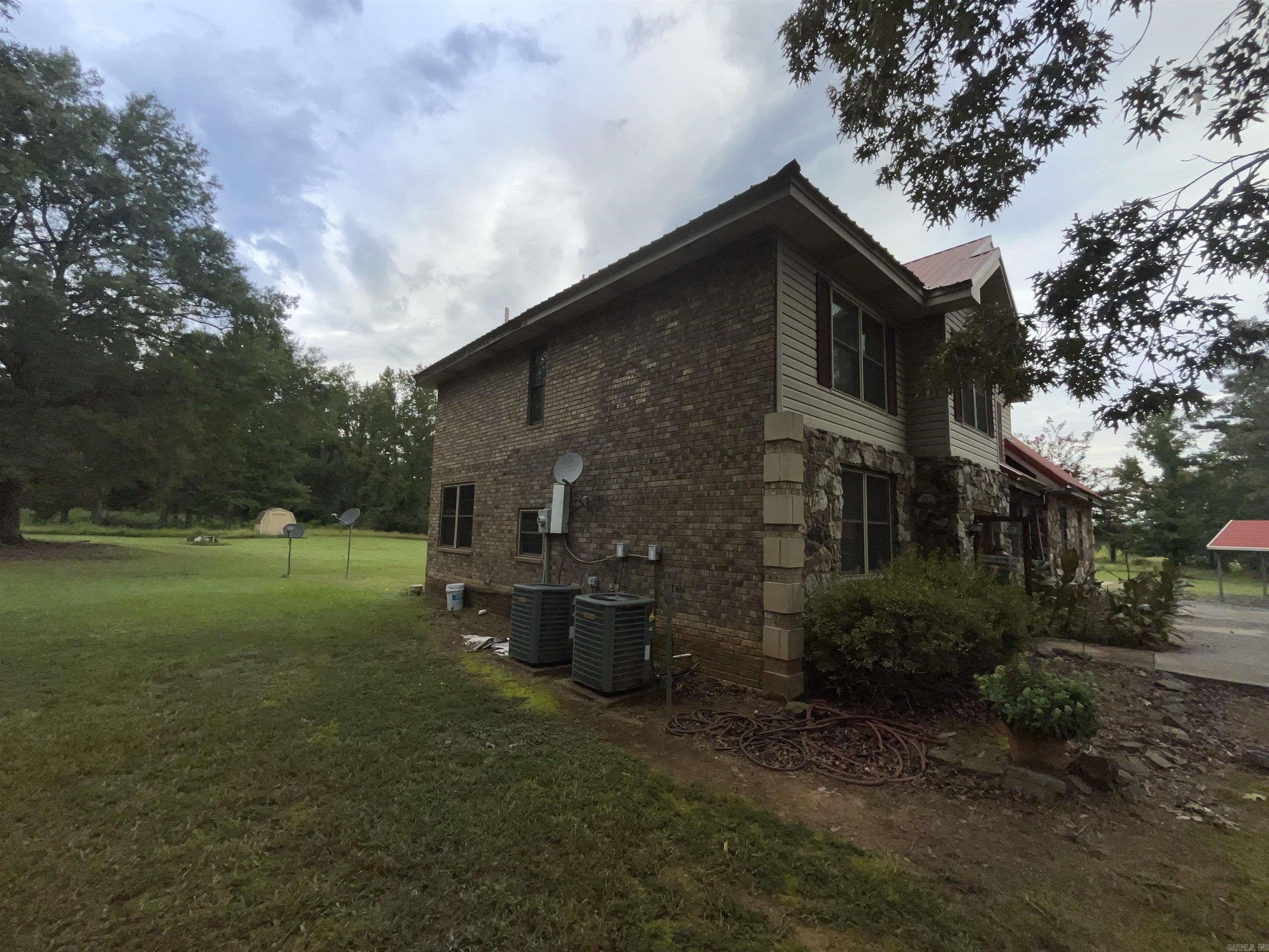 3912  Highway 60 E  Bigelow, AR