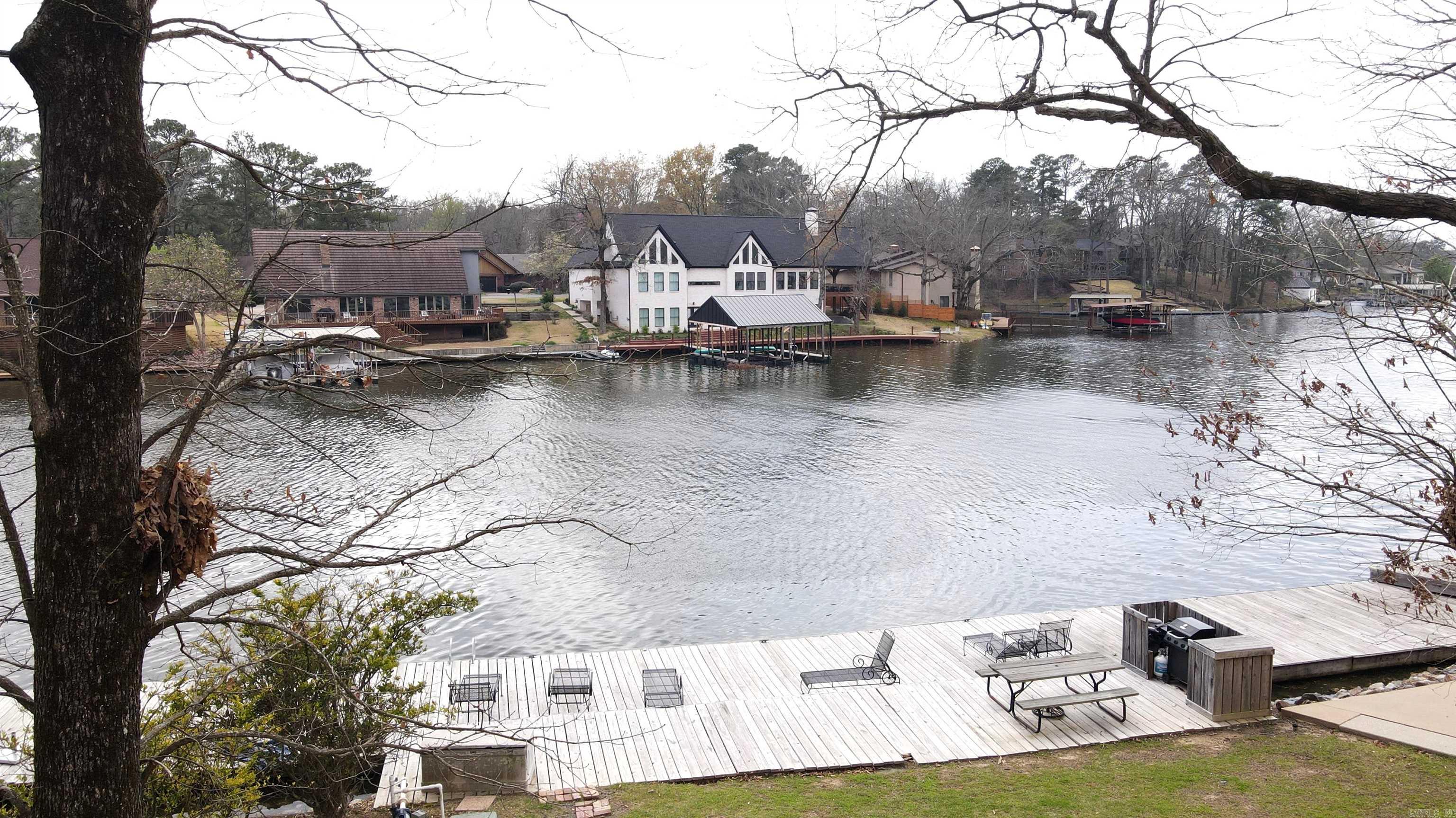 189  Bayshore  Hot Springs, AR