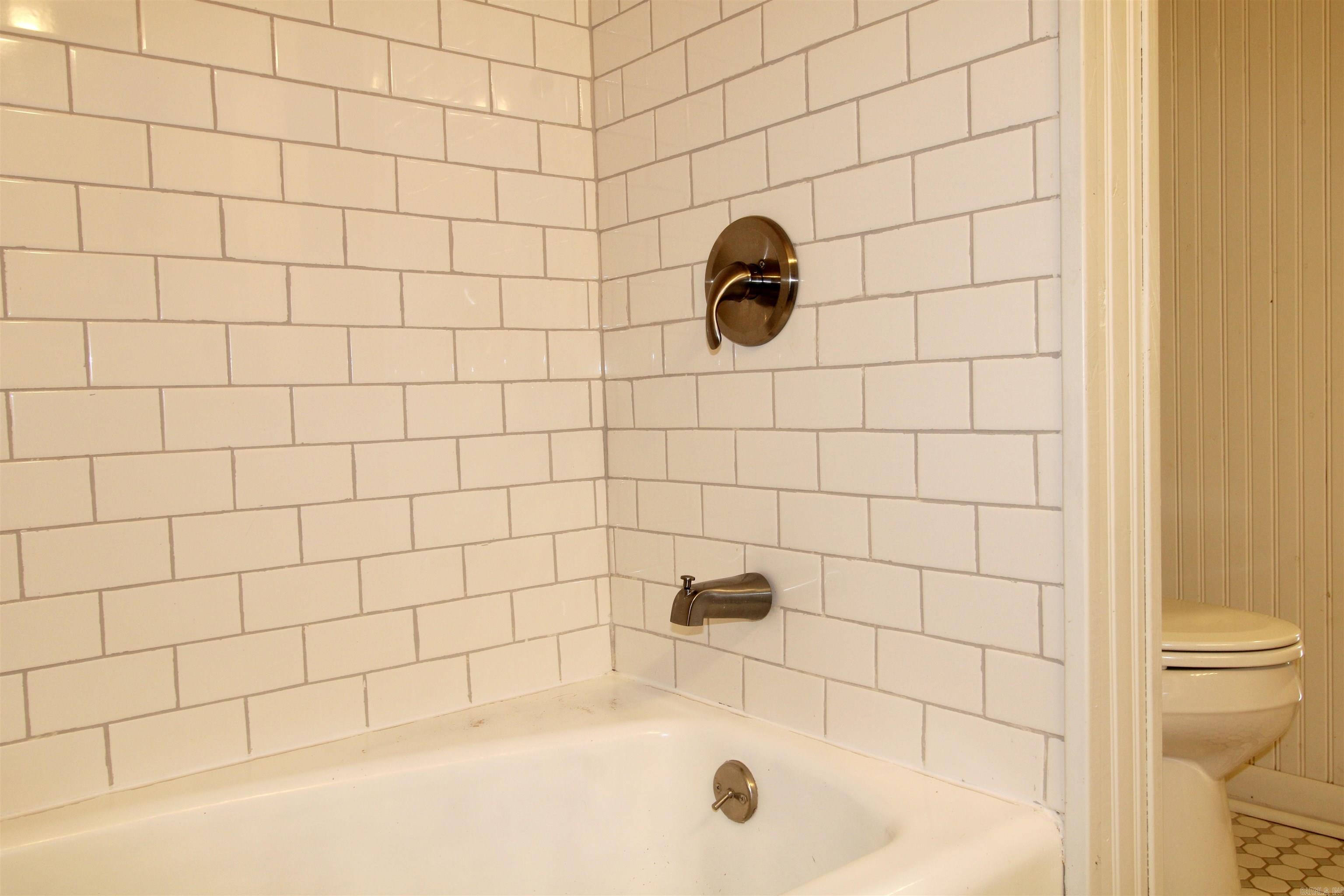 189  Bayshore  Hot Springs, AR
