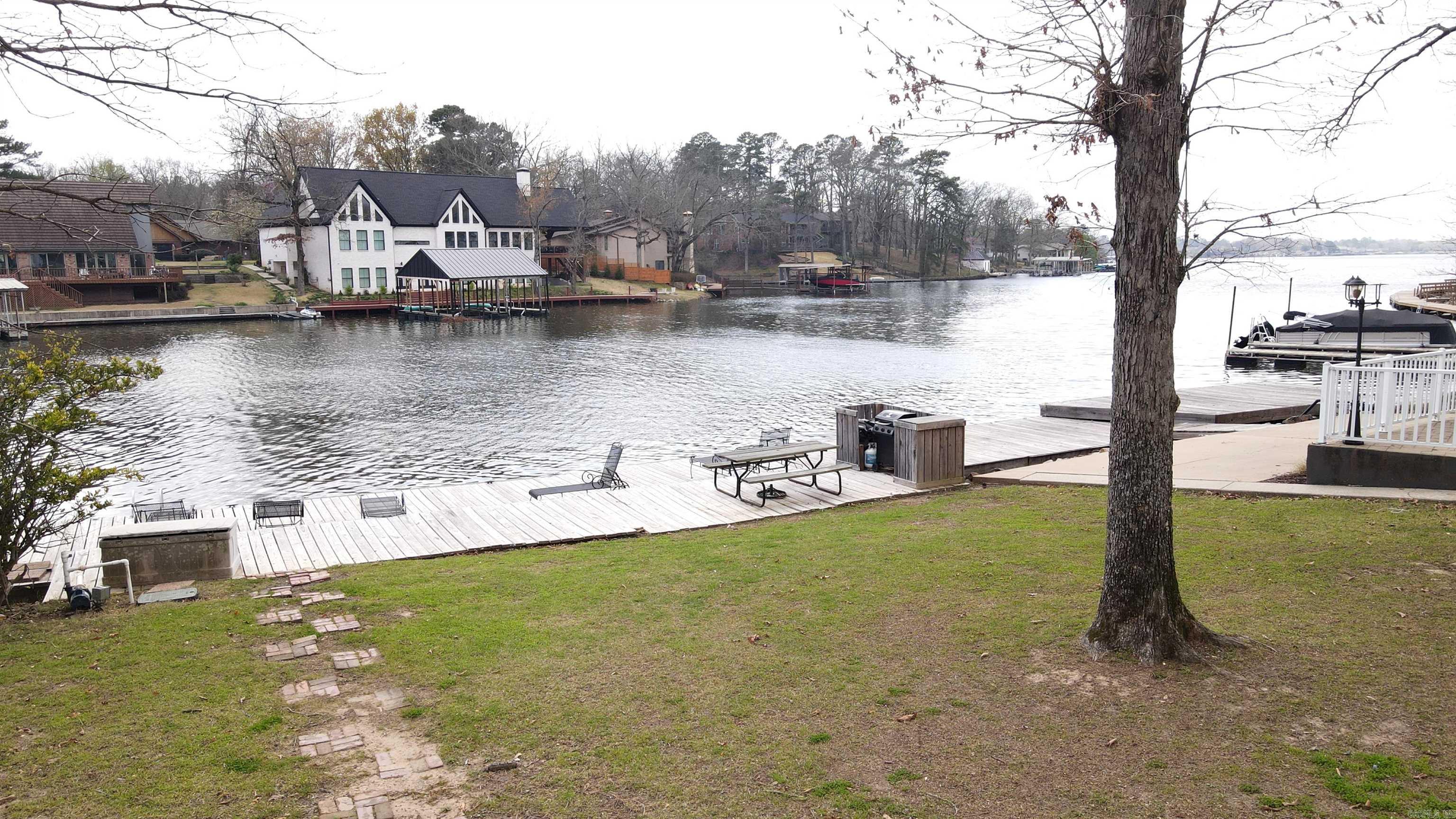 189  Bayshore  Hot Springs, AR