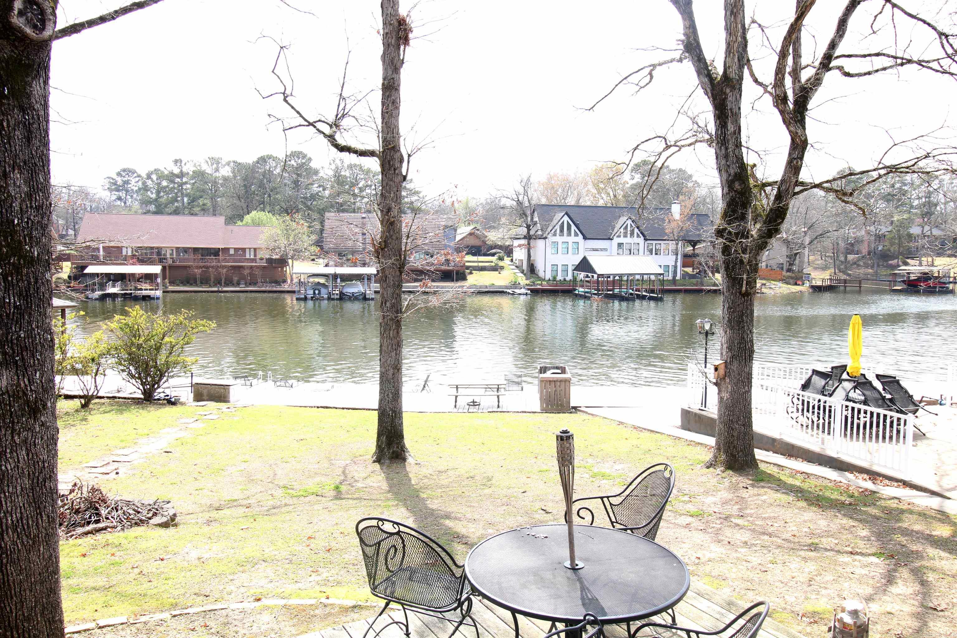 189  Bayshore  Hot Springs, AR