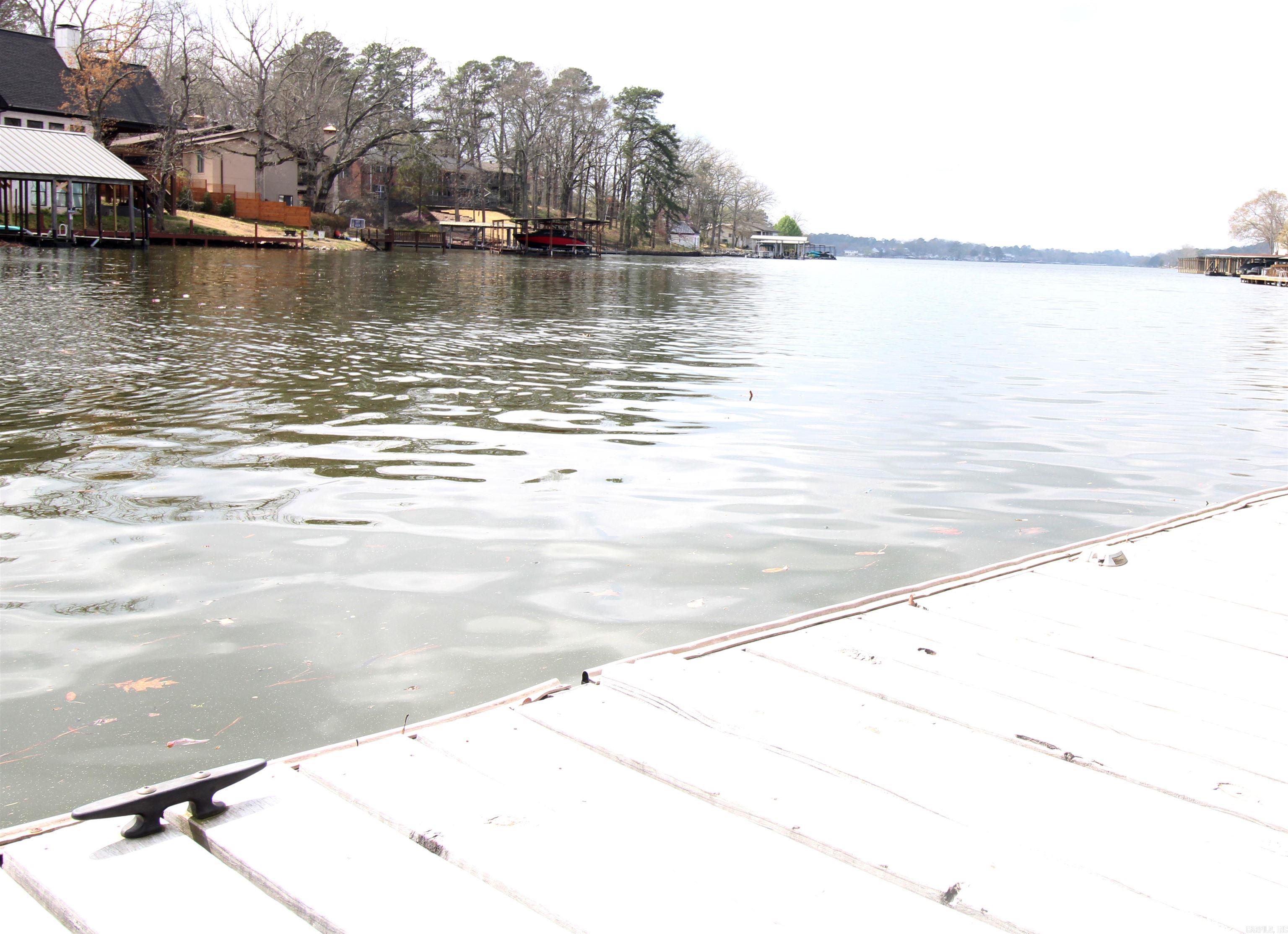 189  Bayshore  Hot Springs, AR