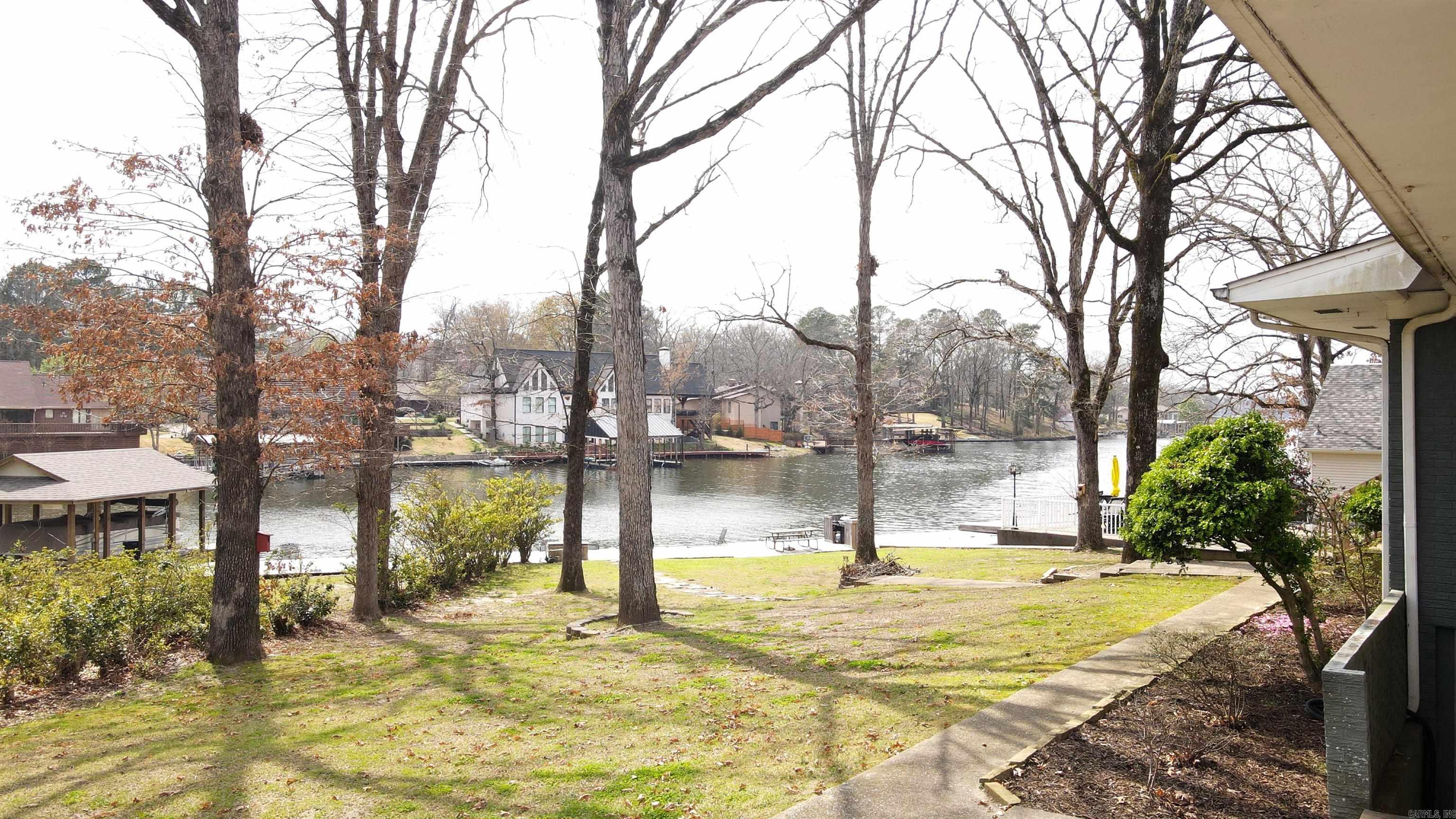 189  Bayshore  Hot Springs, AR