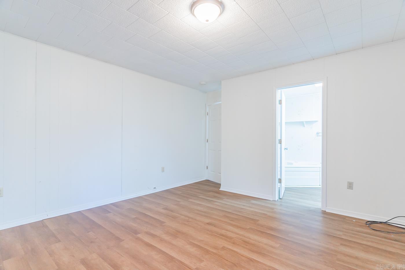 4924 Peachtree Avenue Jonesboro, AR 72405