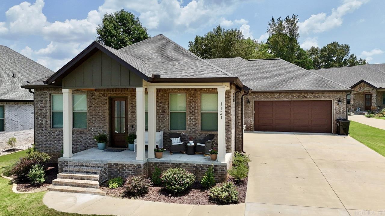 1121  Essex  Benton, AR