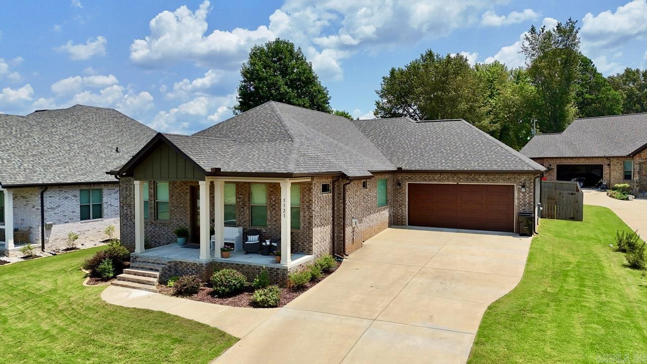 1121  Essex  Benton, AR