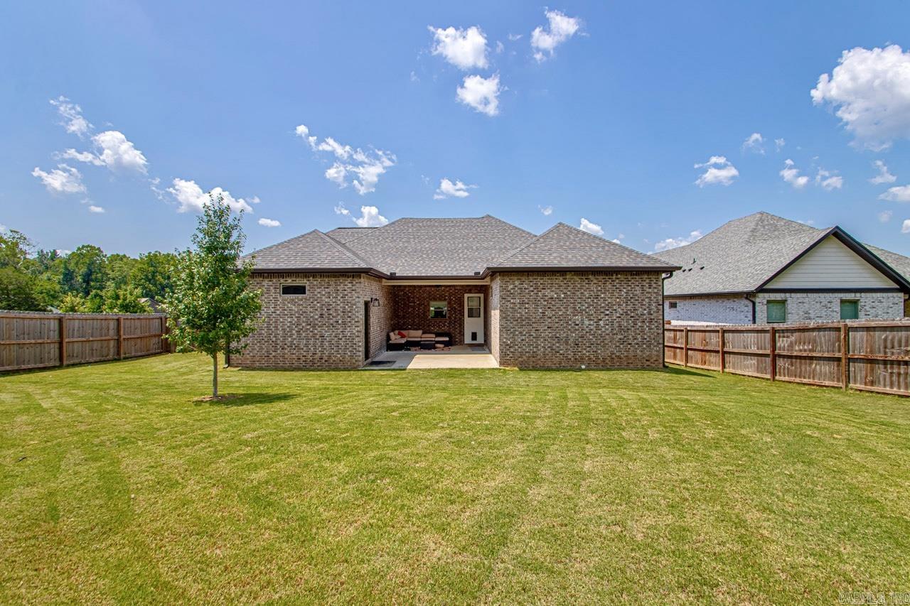 1121  Essex  Benton, AR