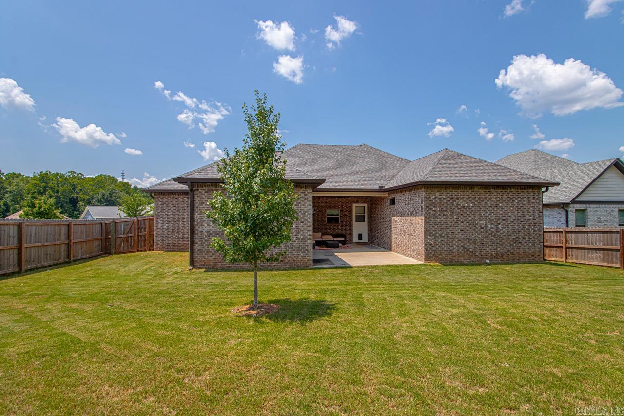 1121  Essex  Benton, AR