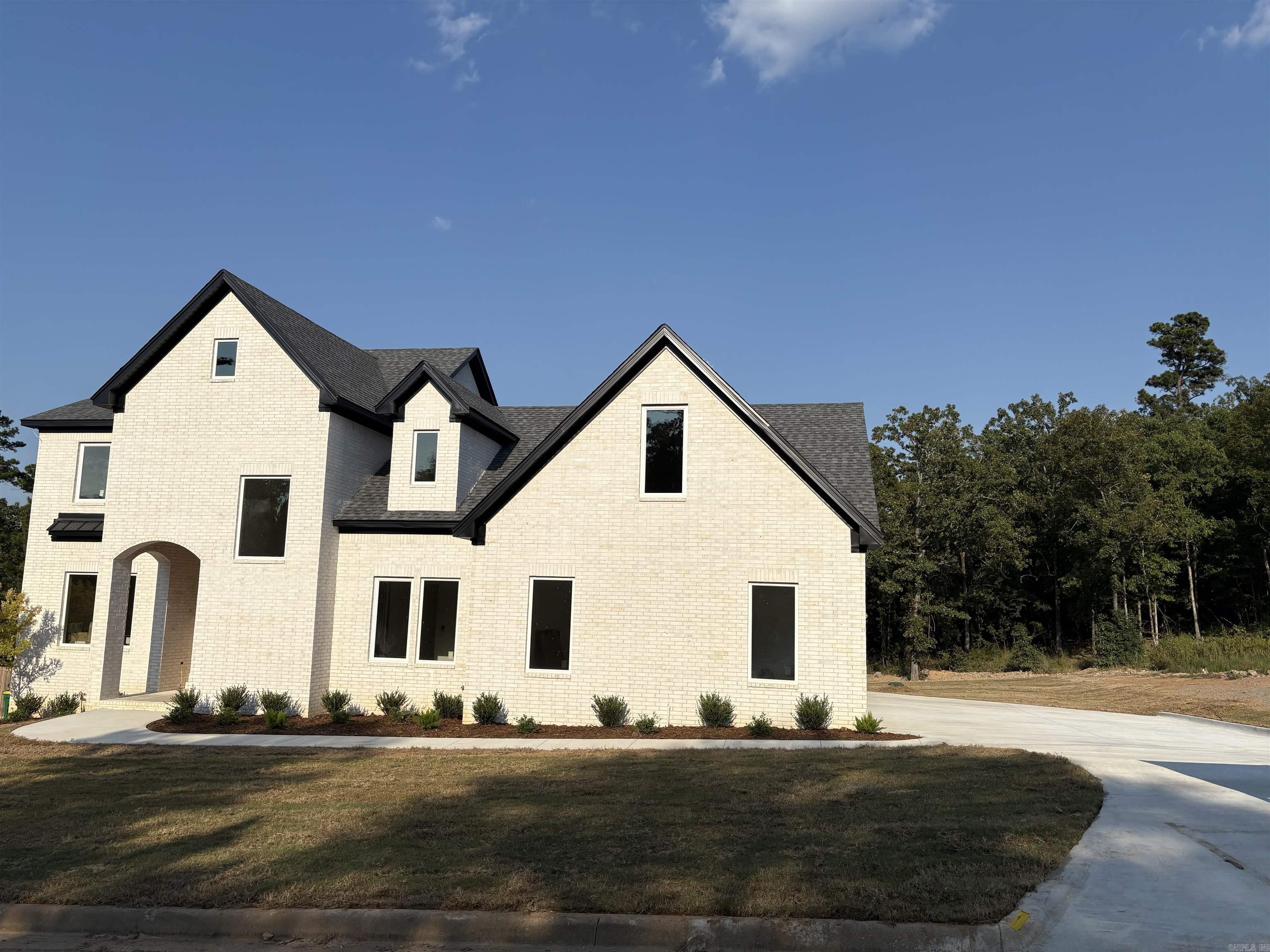 19100 Waterview Meadow Lane Roland, AR 72135