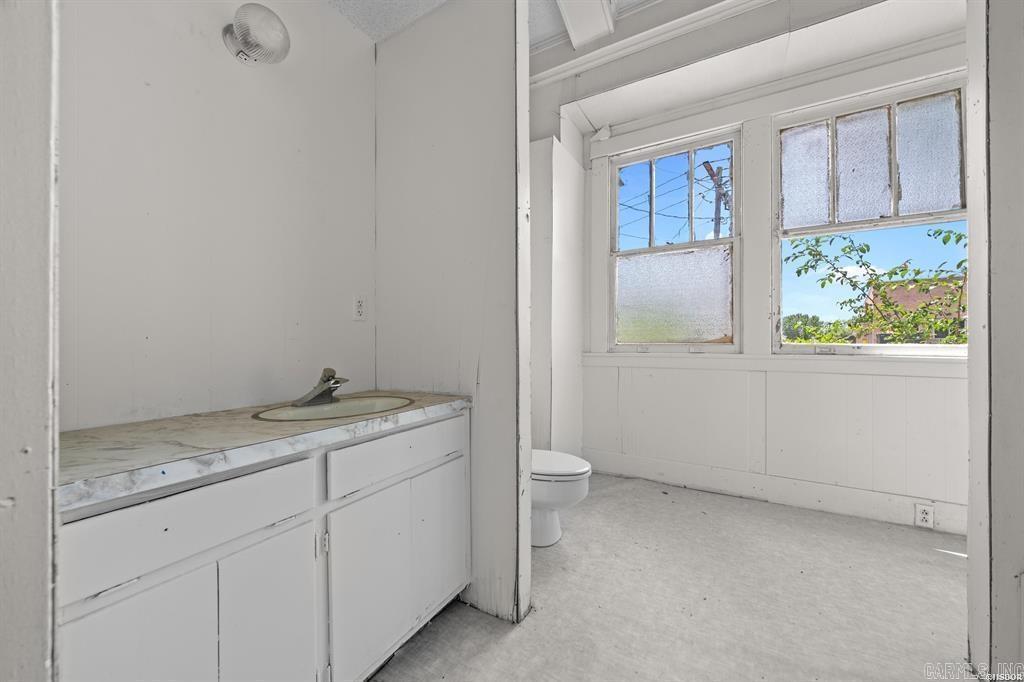 1348  Central  Hot Springs, AR