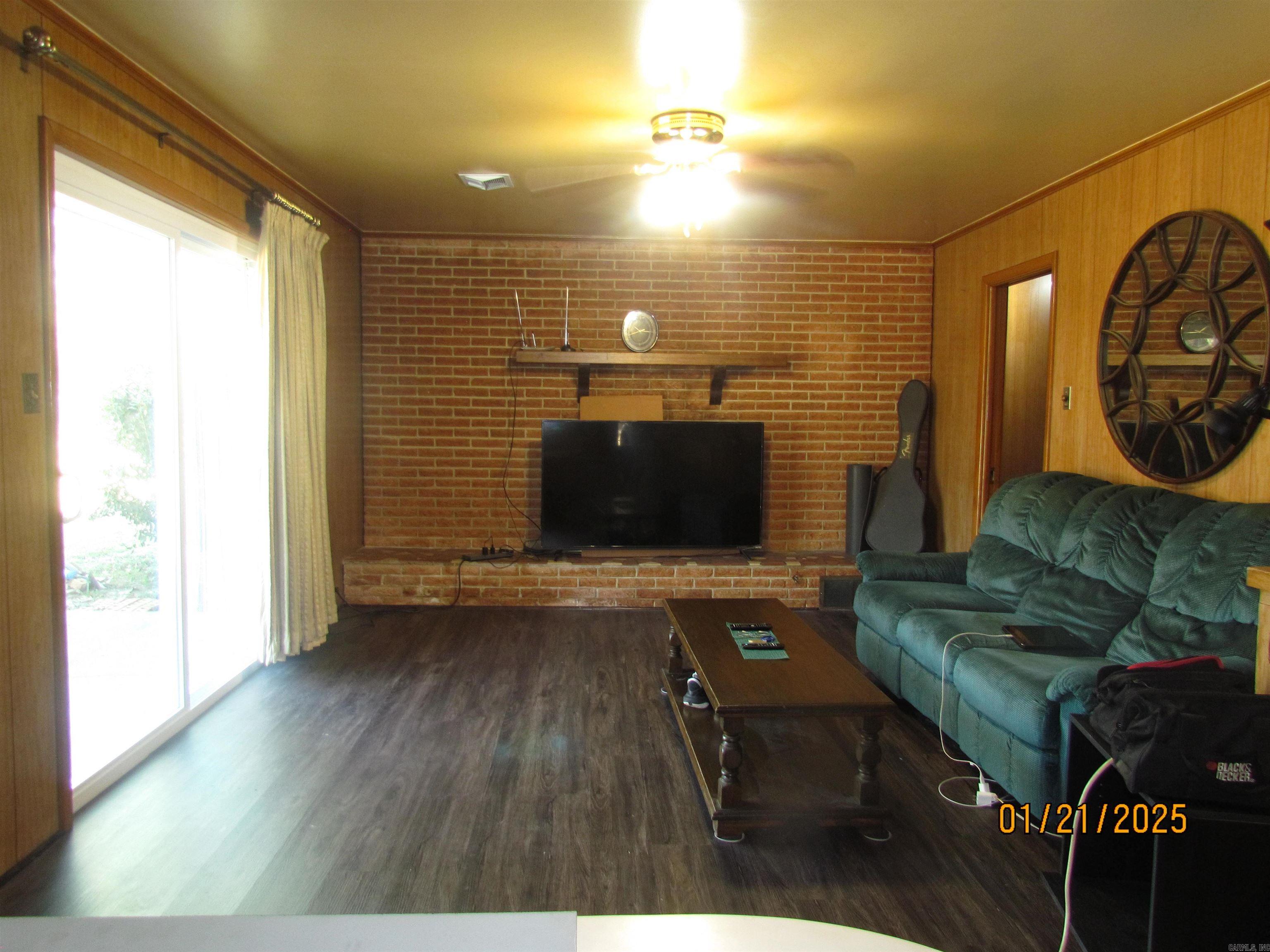 1314  Elm  Crossett, AR