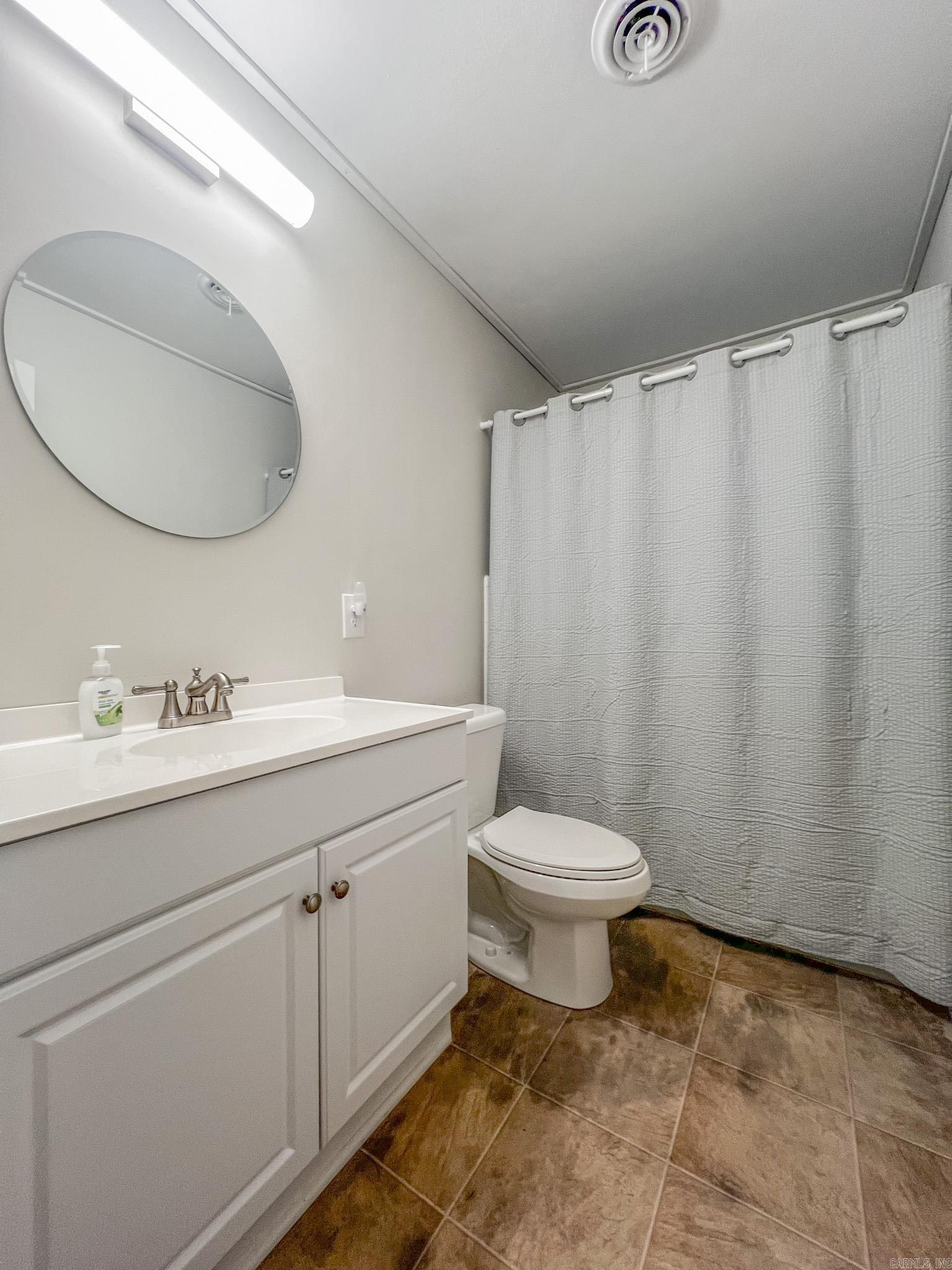 1131  Ouida  Wynne, AR