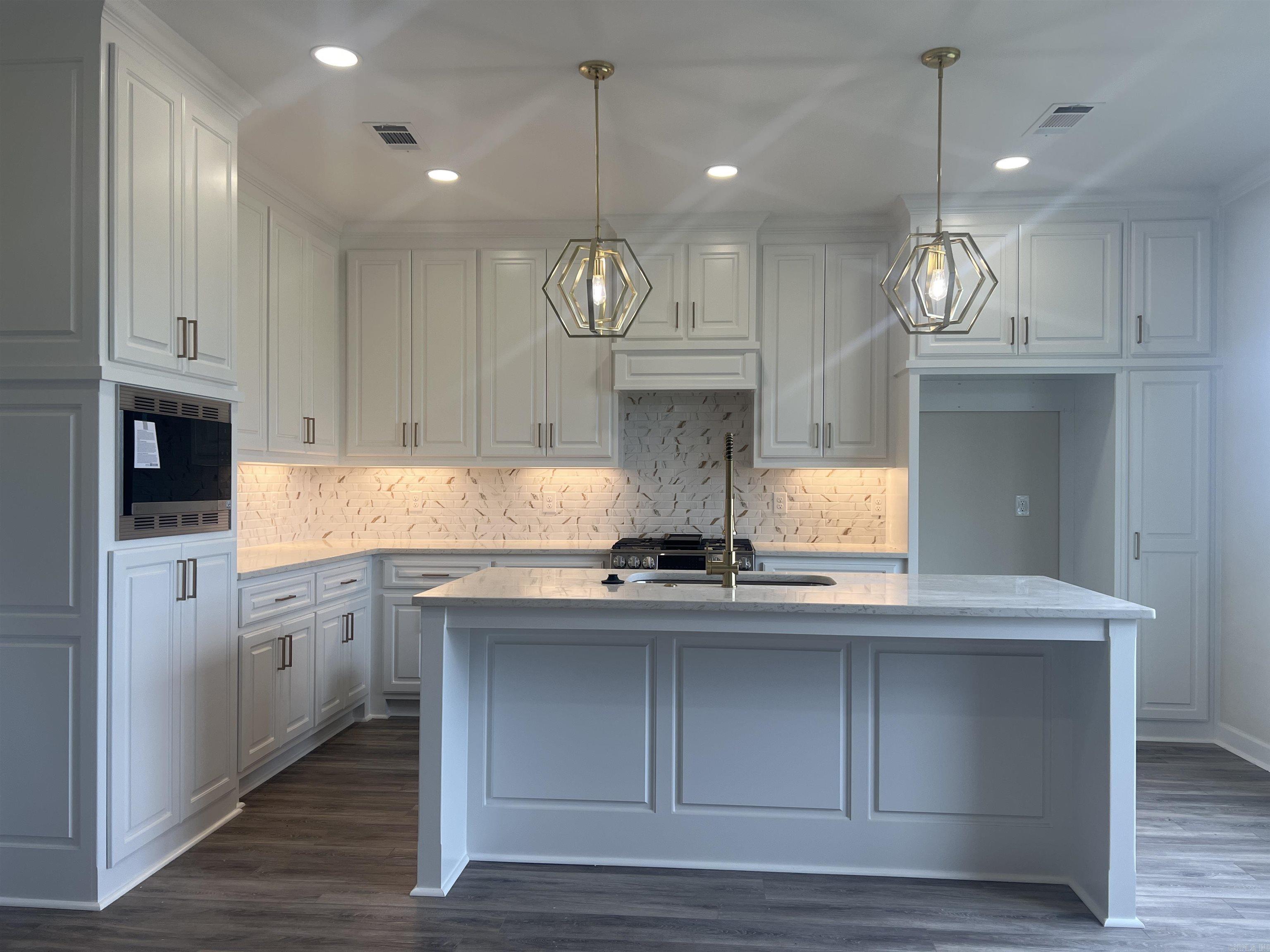 13510 Smarty Jones Dr.  Scott, AR