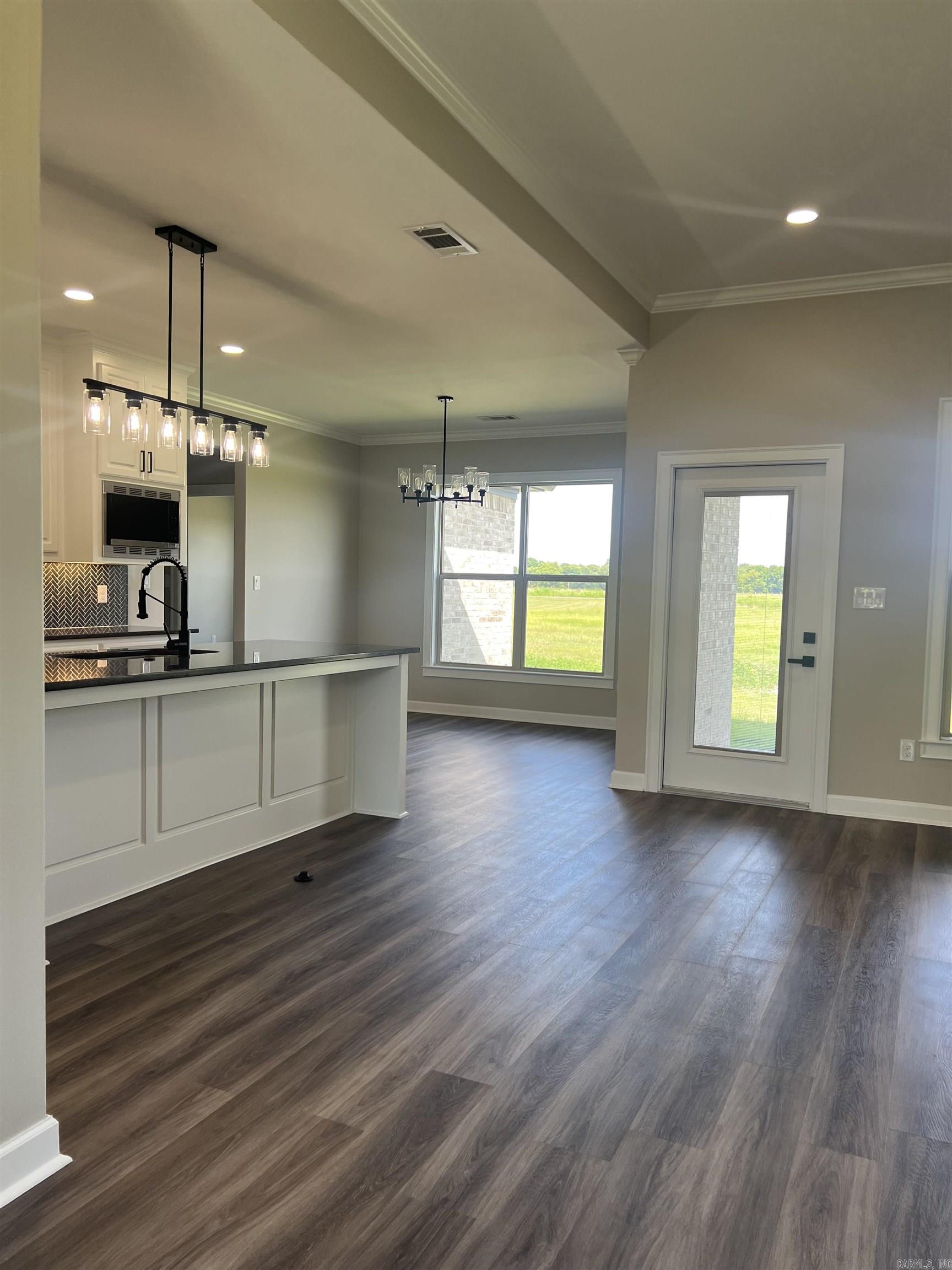 13530 Smarty Jones Dr. Scott, AR 72142