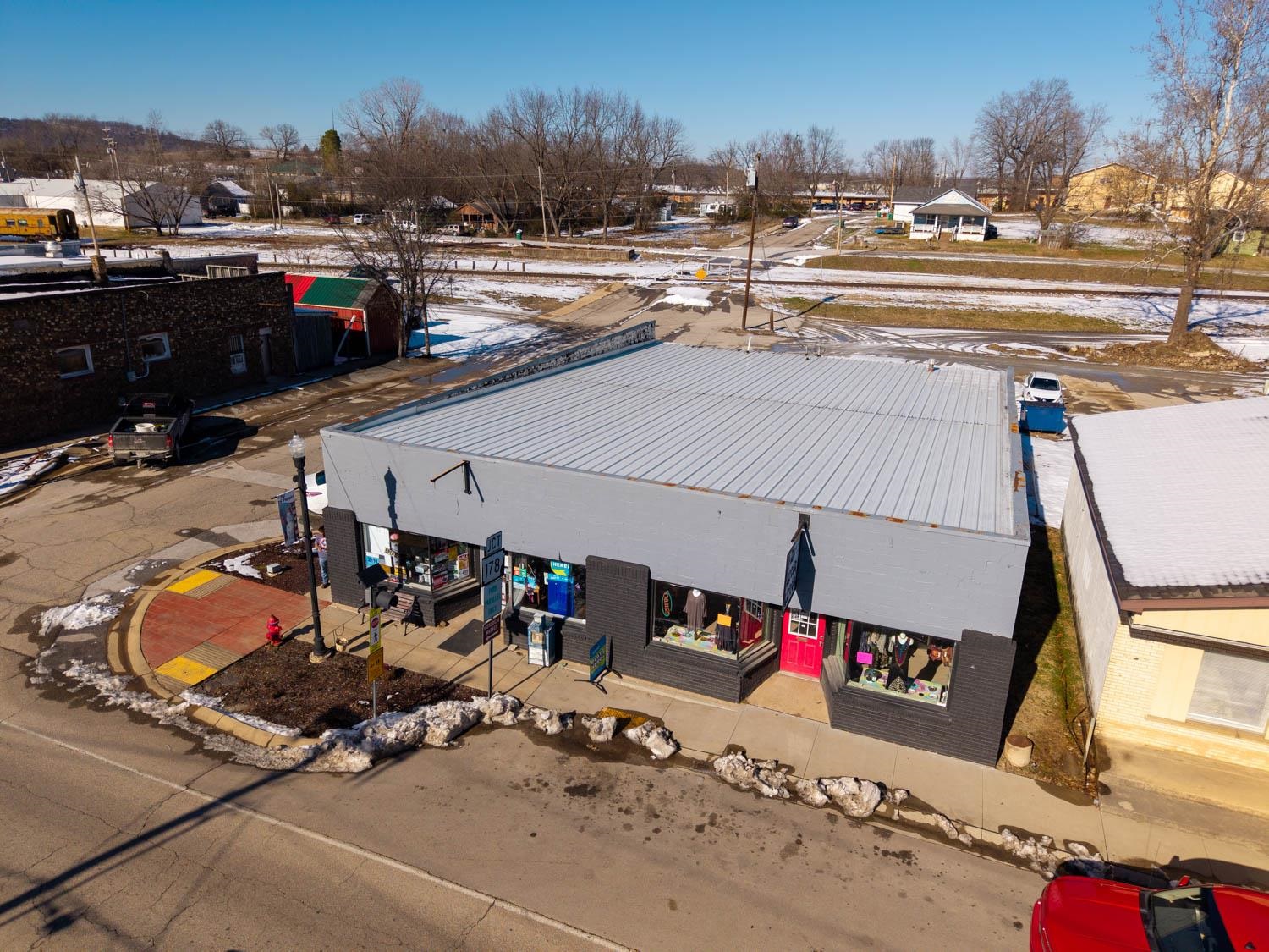 201 & 203 E Main Street  Flippin, AR