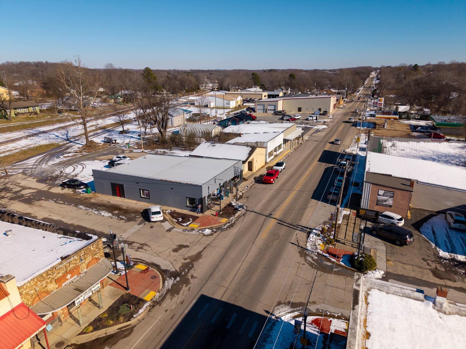201 & 203 E Main Street  Flippin, AR
