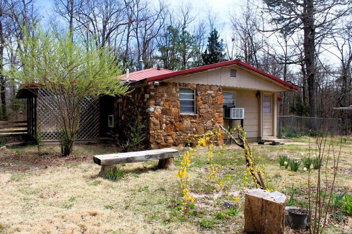 9655 S Highway 5  Mountain View, AR