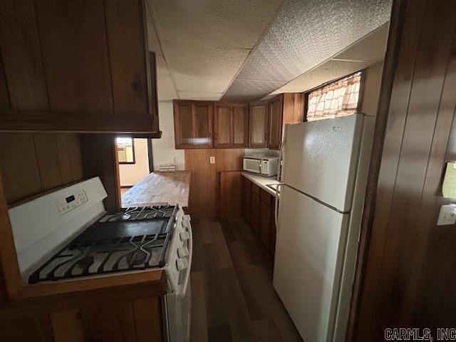 9655 S Highway 5  Mountain View, AR