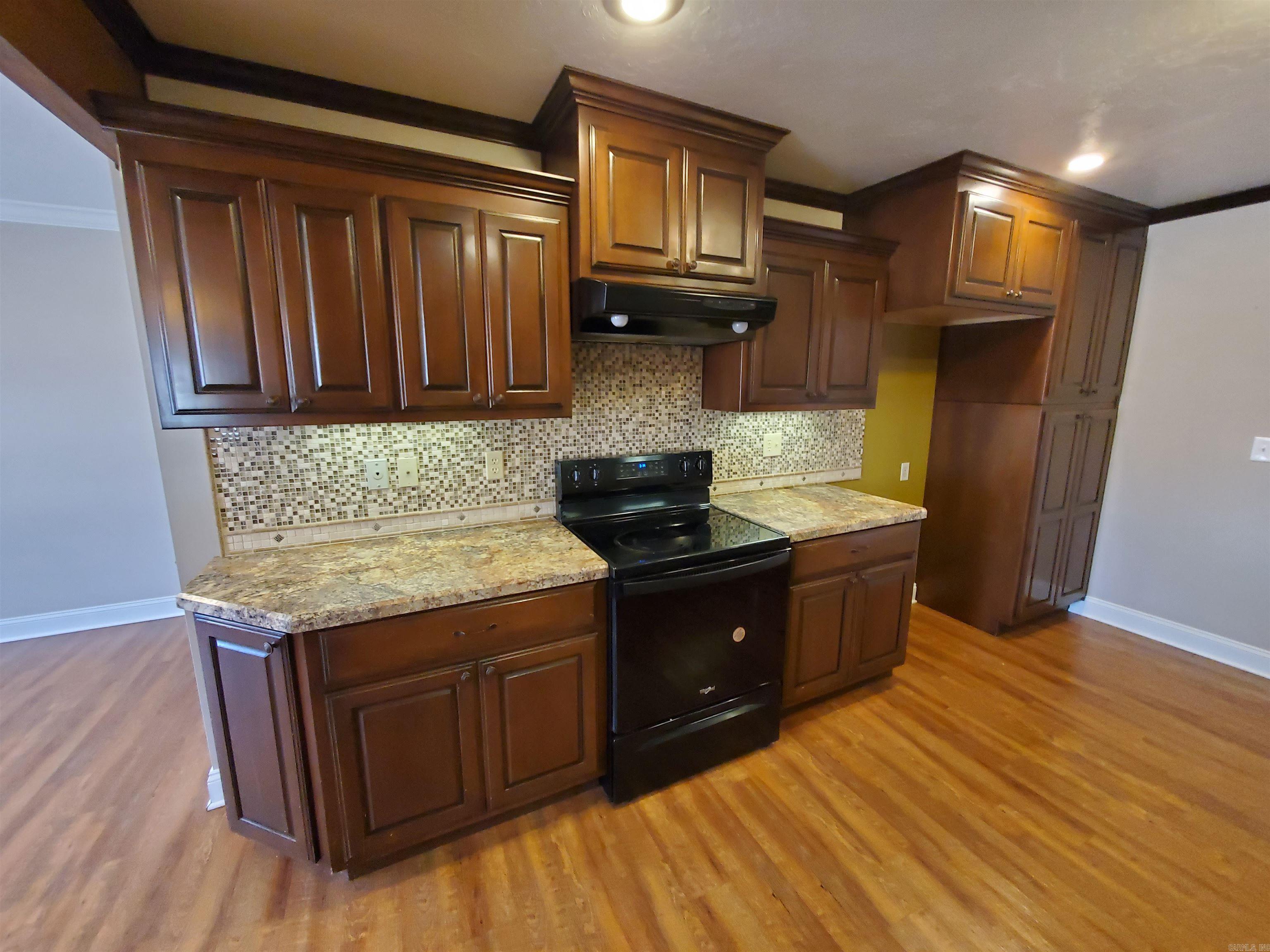 141 S 6th  Piggott, AR