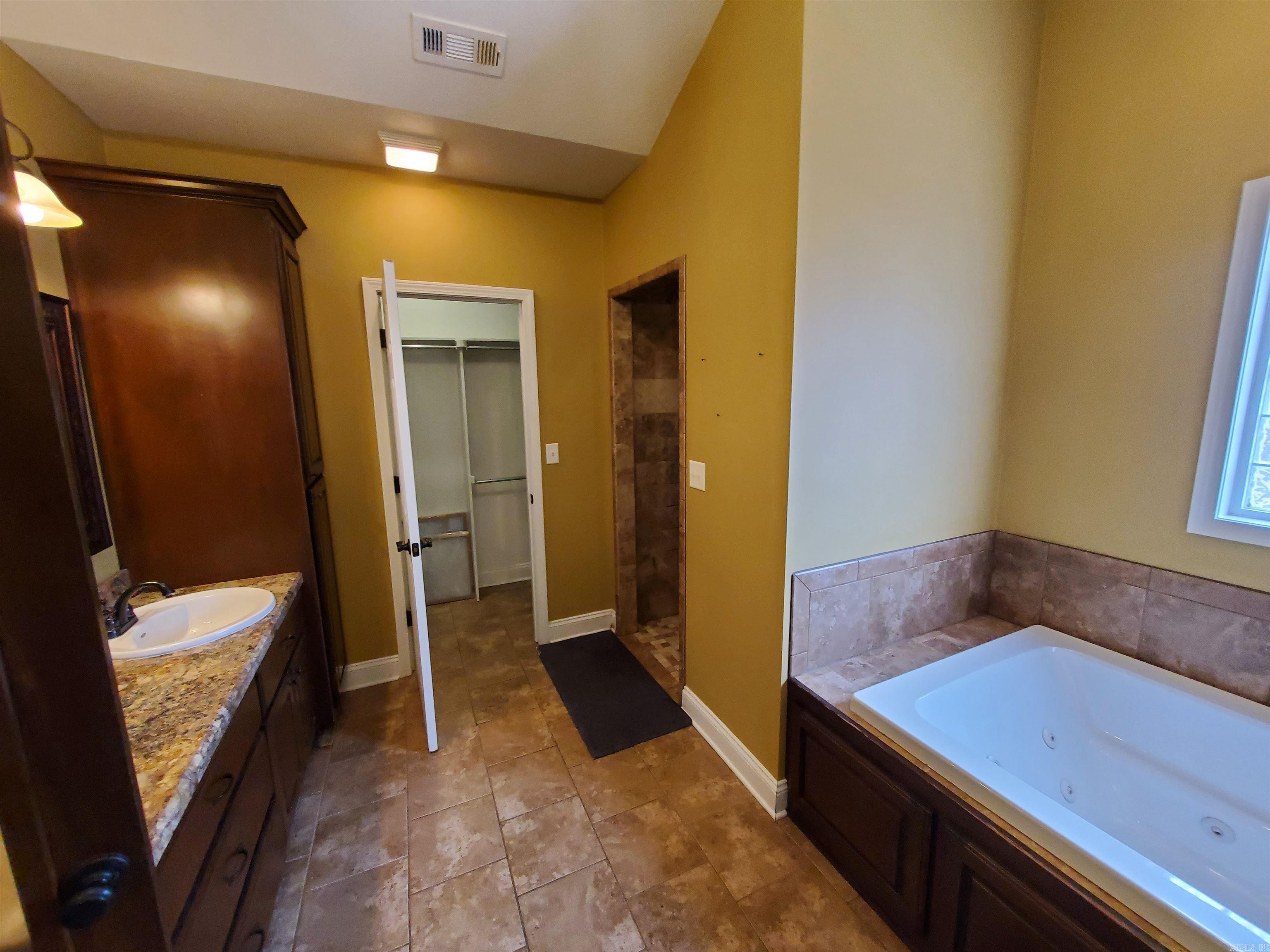 141 S 6th  Piggott, AR