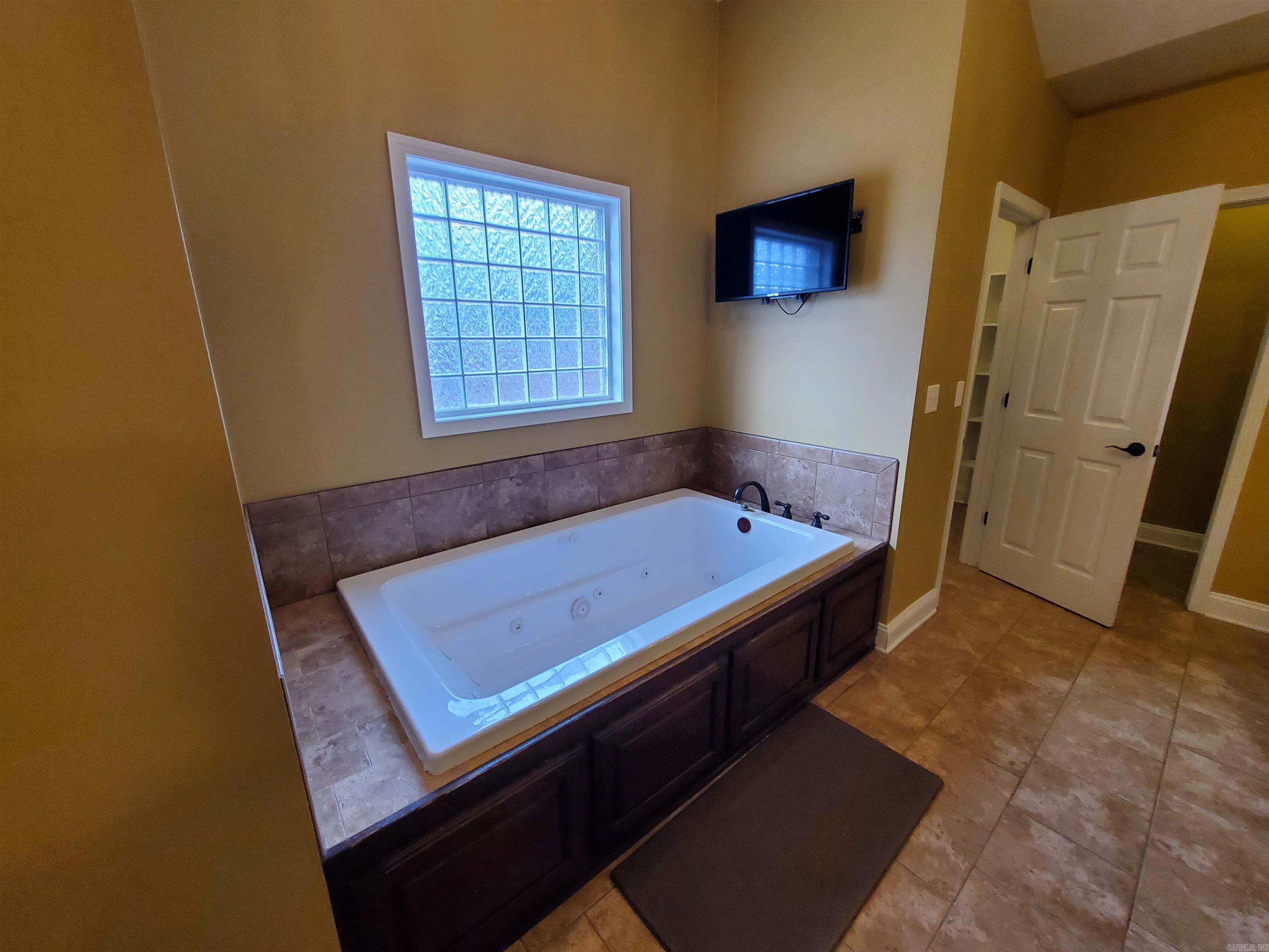 141 S 6th  Piggott, AR