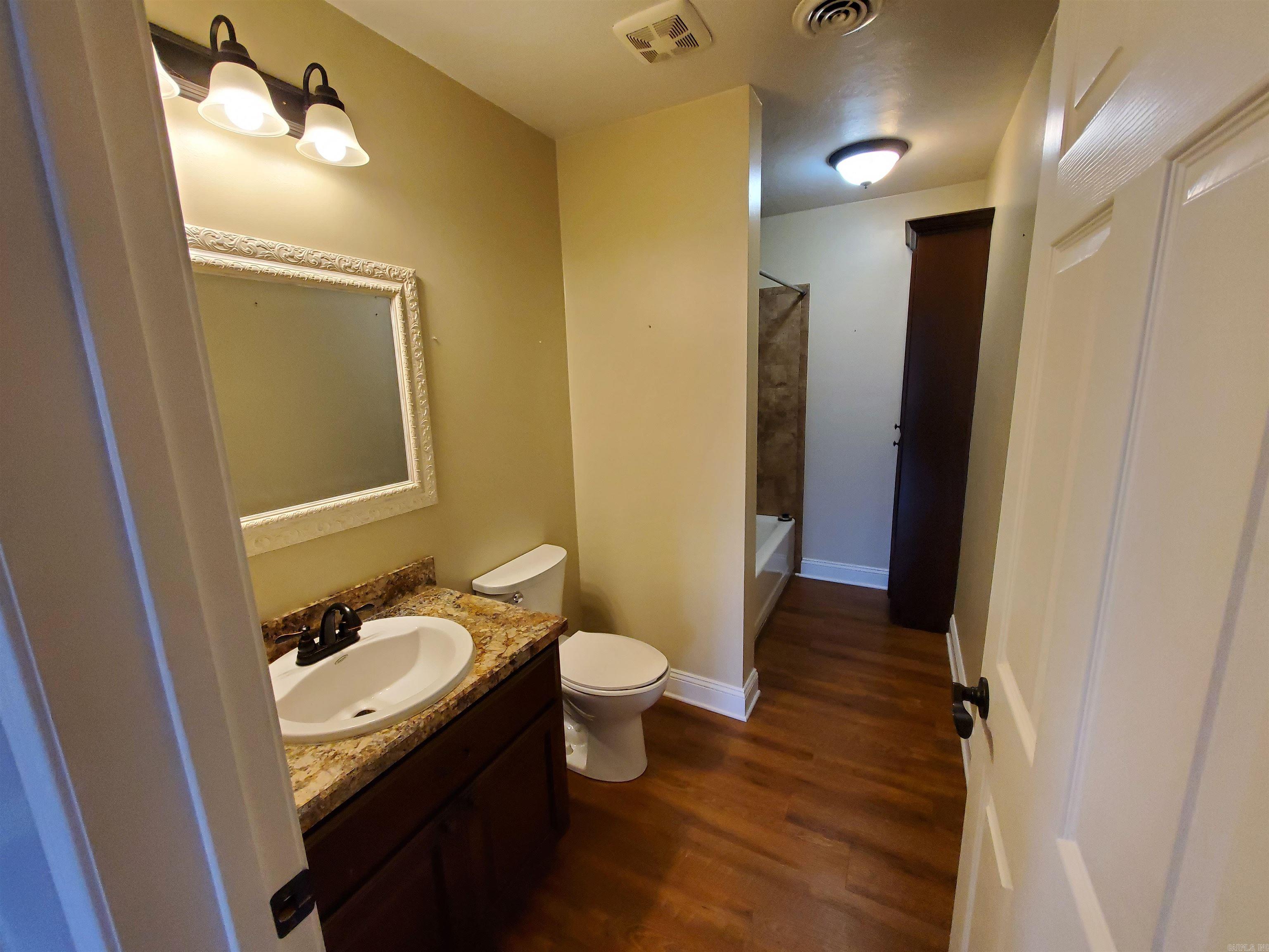 141 S 6th  Piggott, AR
