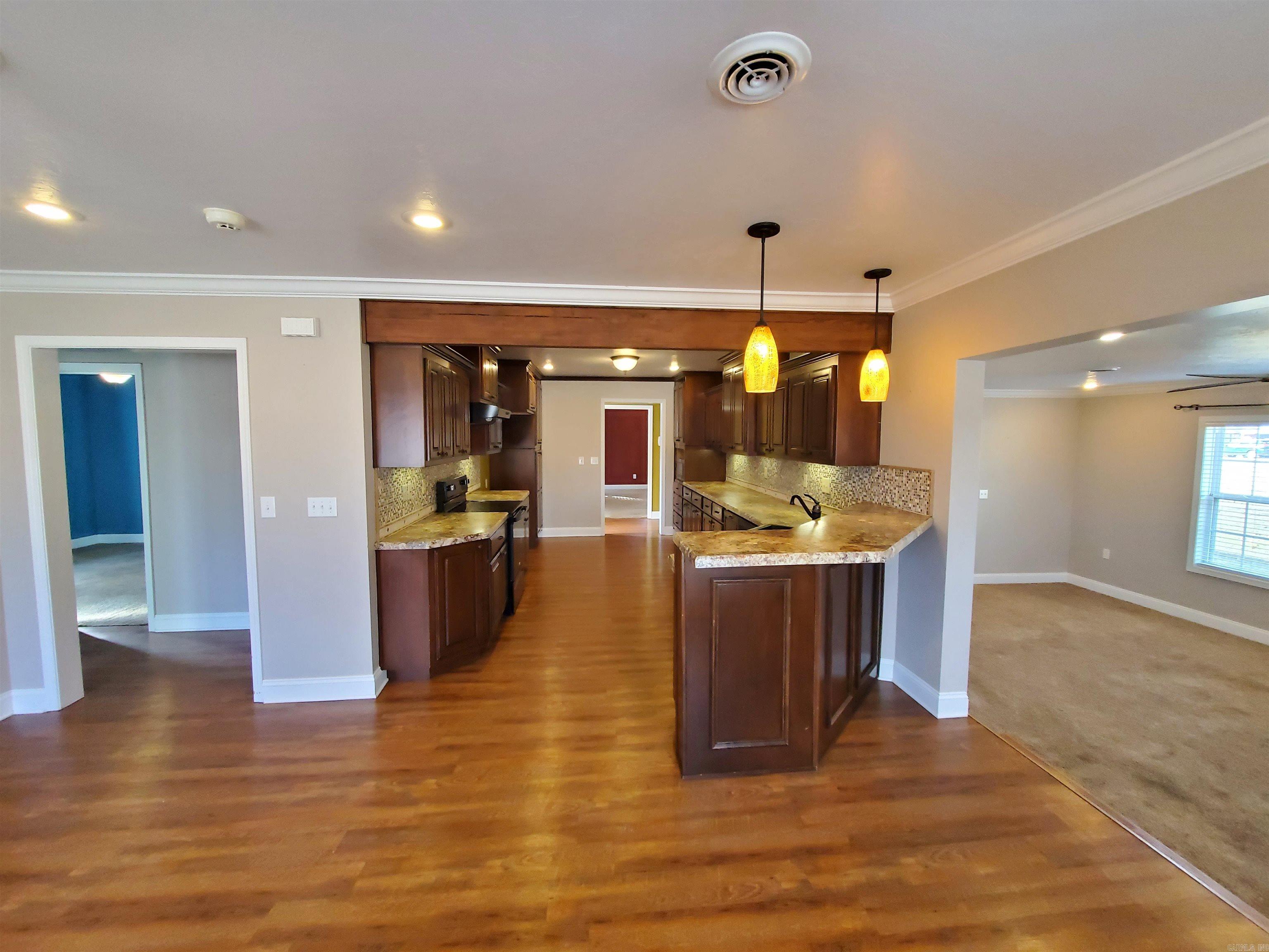 141 S 6th  Piggott, AR