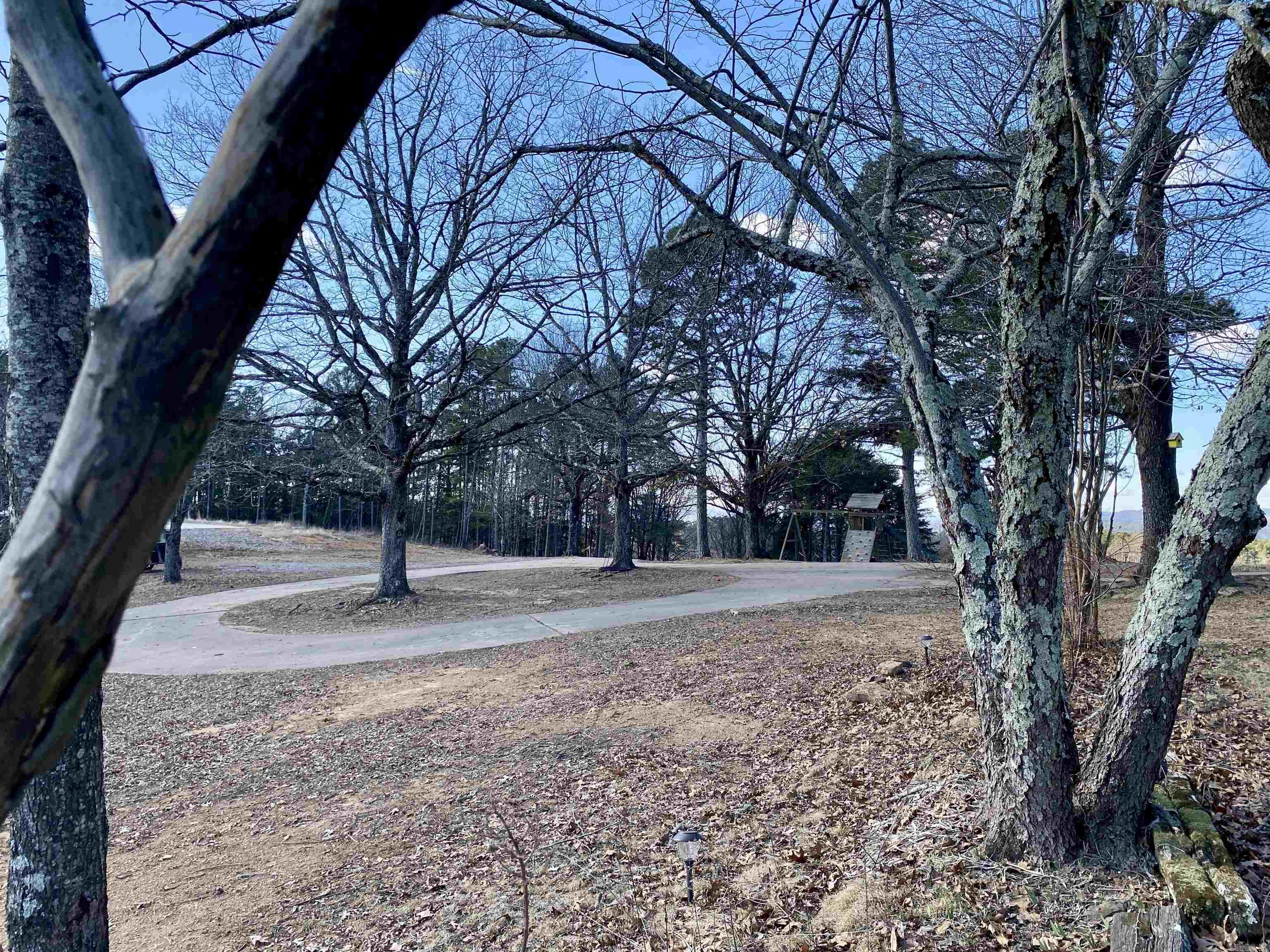 1671  County Road 4501  Ozone, AR