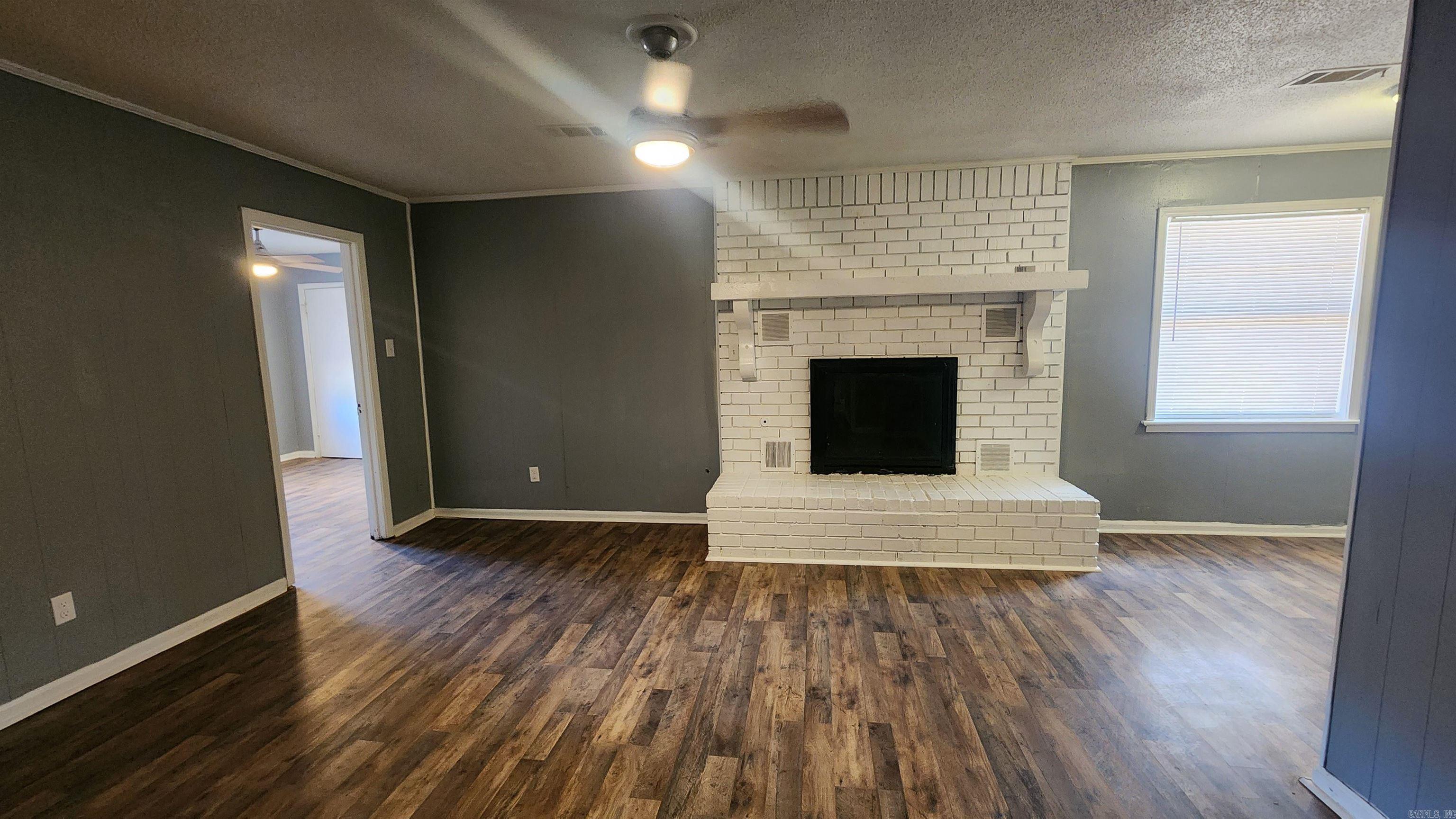 2401  Taft  Pine Bluff, AR