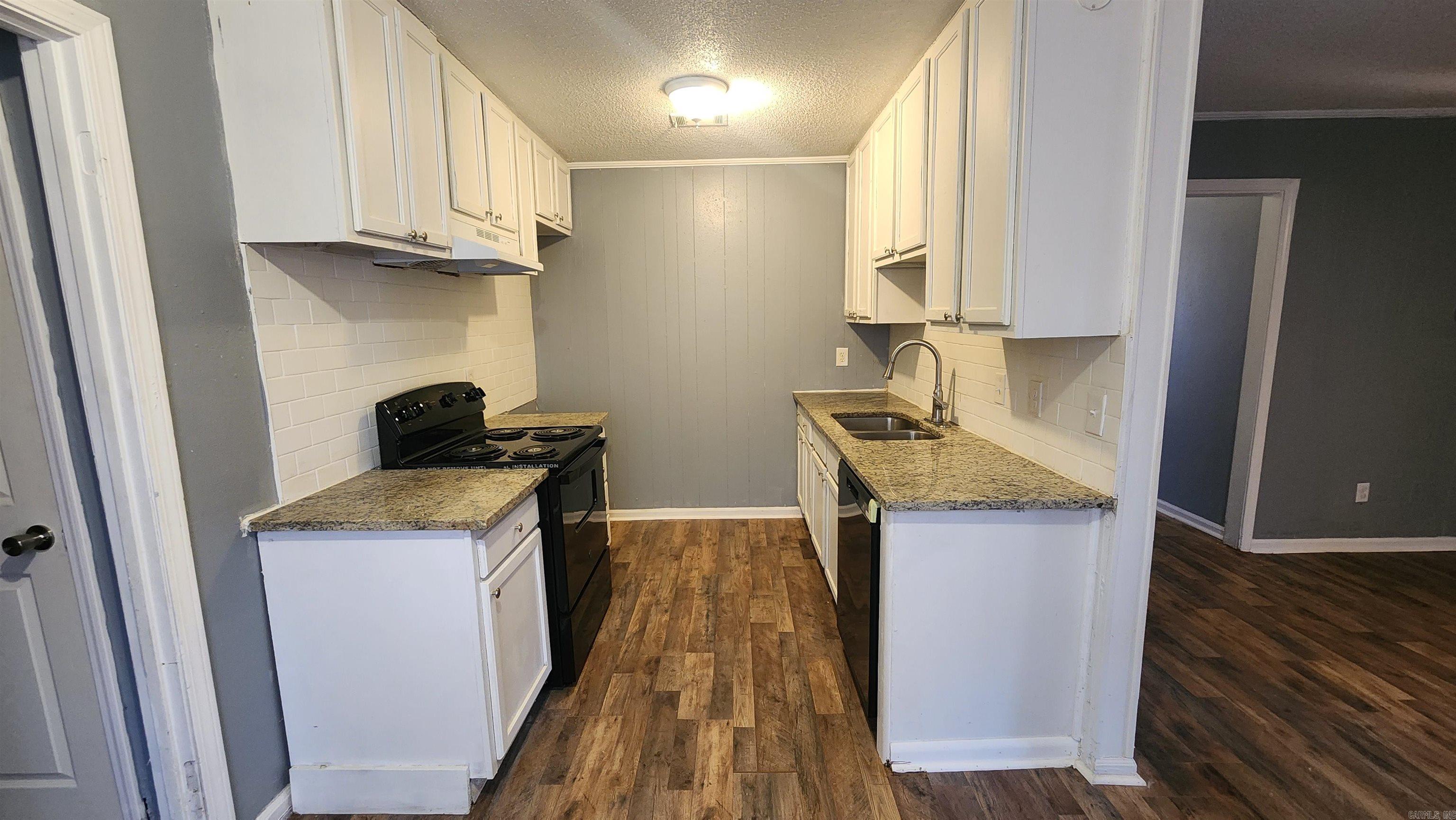 2401  Taft  Pine Bluff, AR