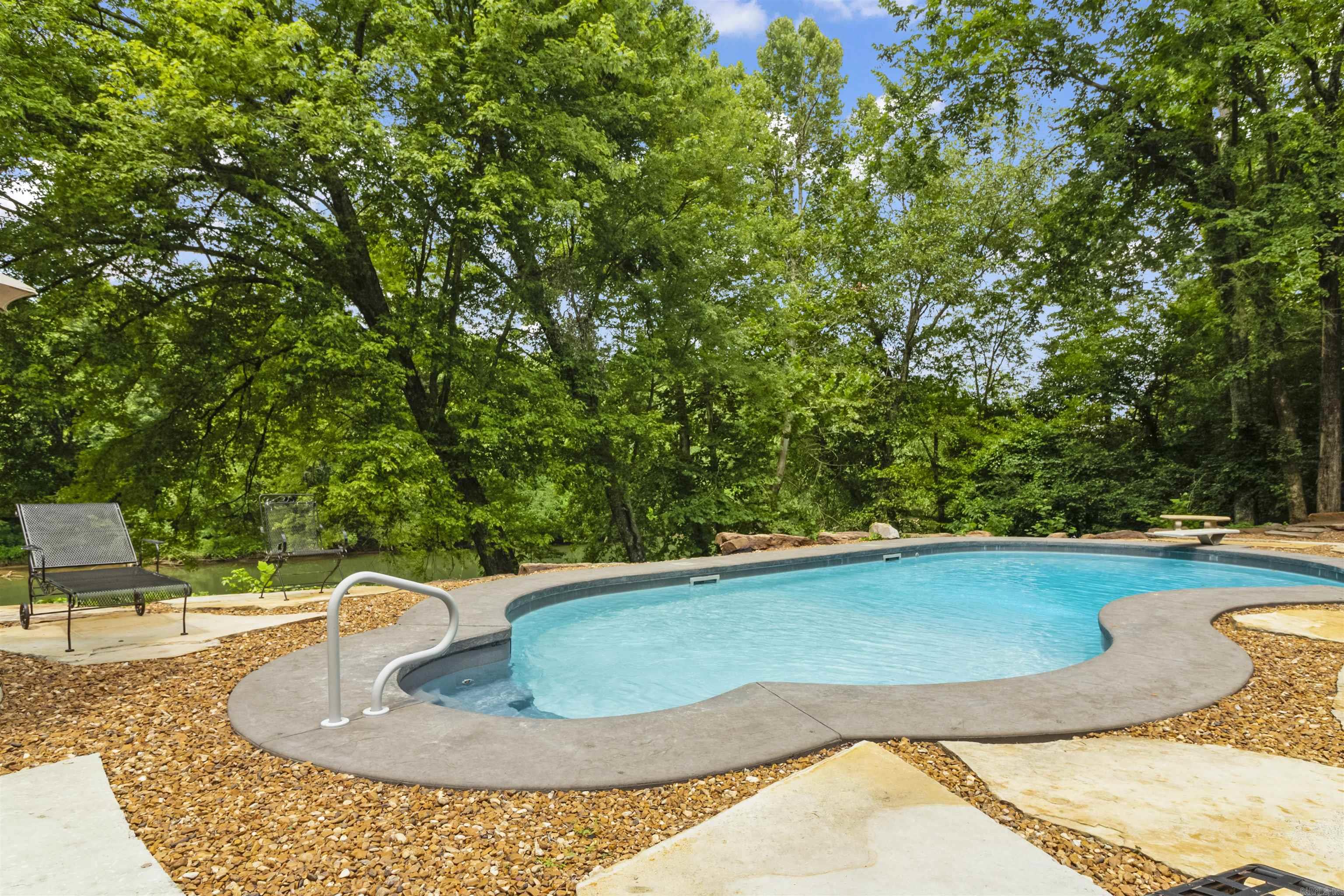 259  Riverview  Searcy, AR
