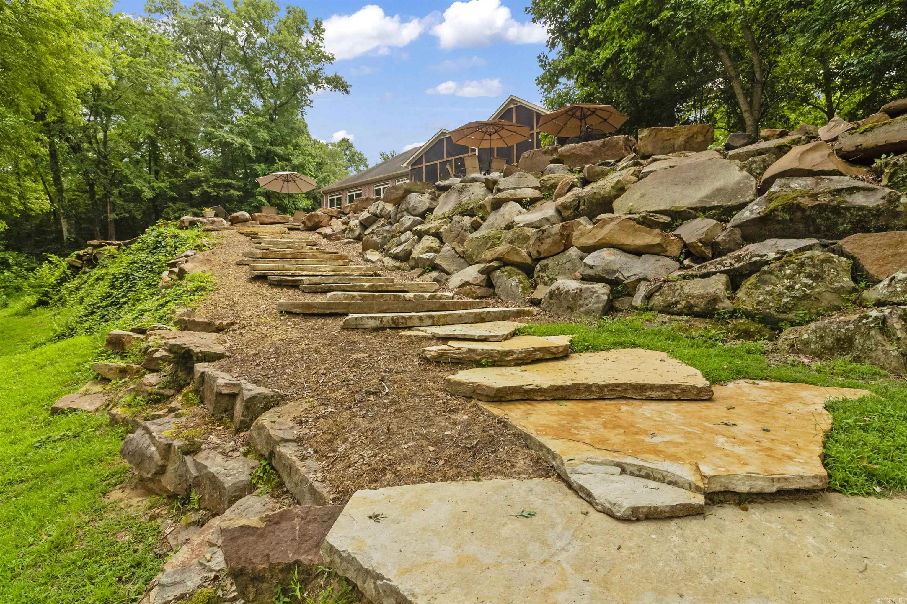 259  Riverview  Searcy, AR