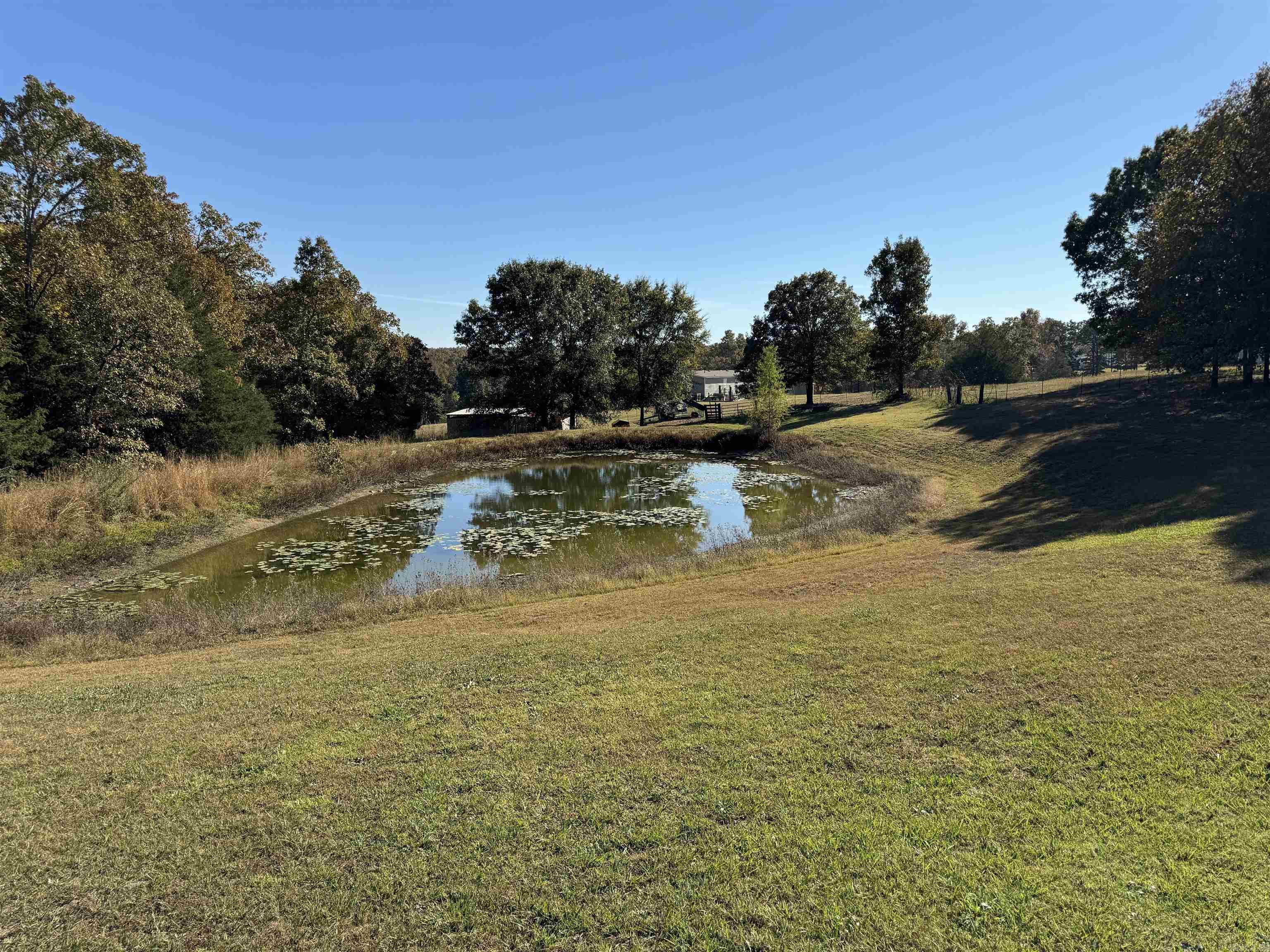 111 E Davis  Romance, AR