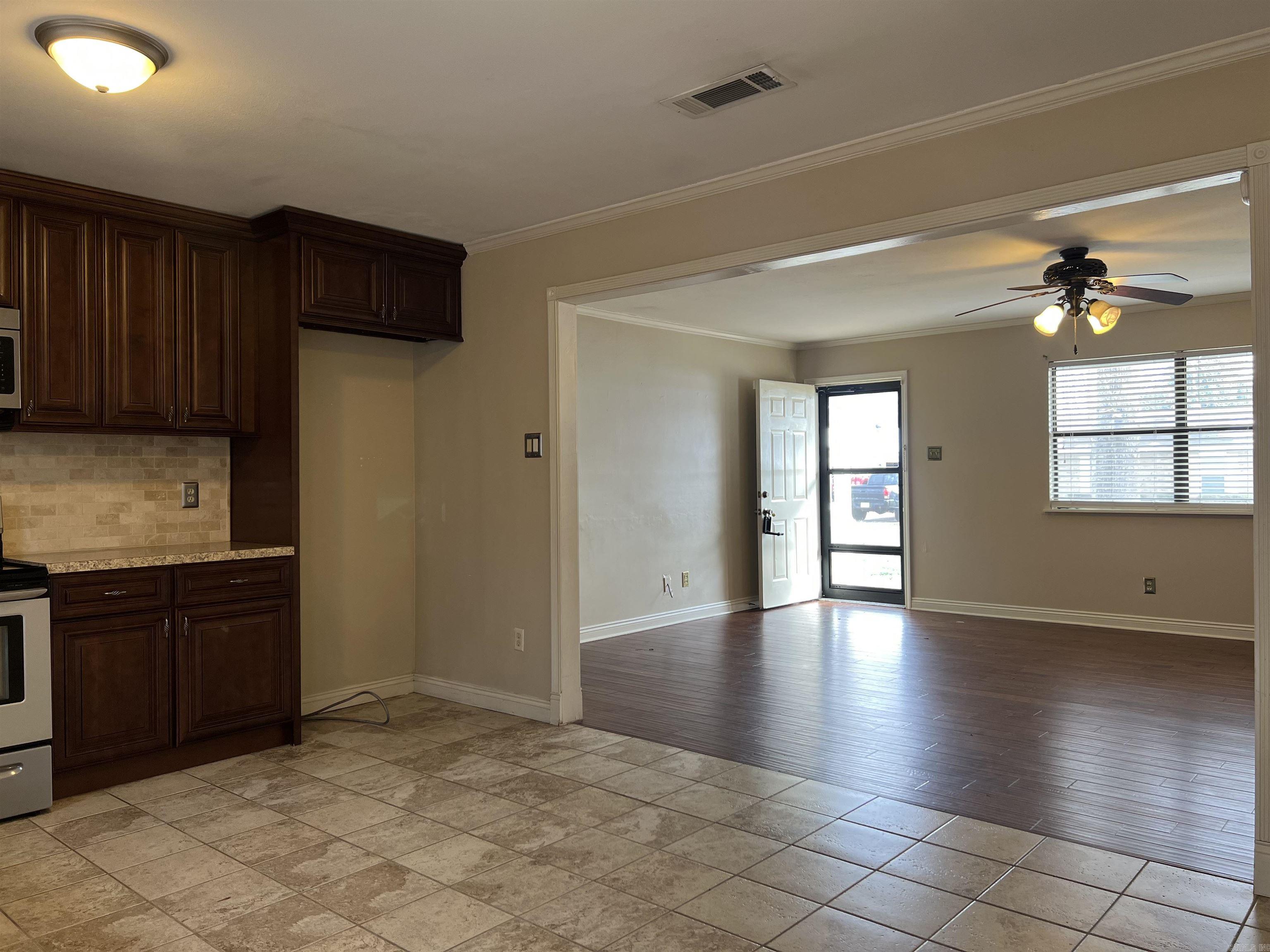 35  Greenhaven  Jacksonville, AR