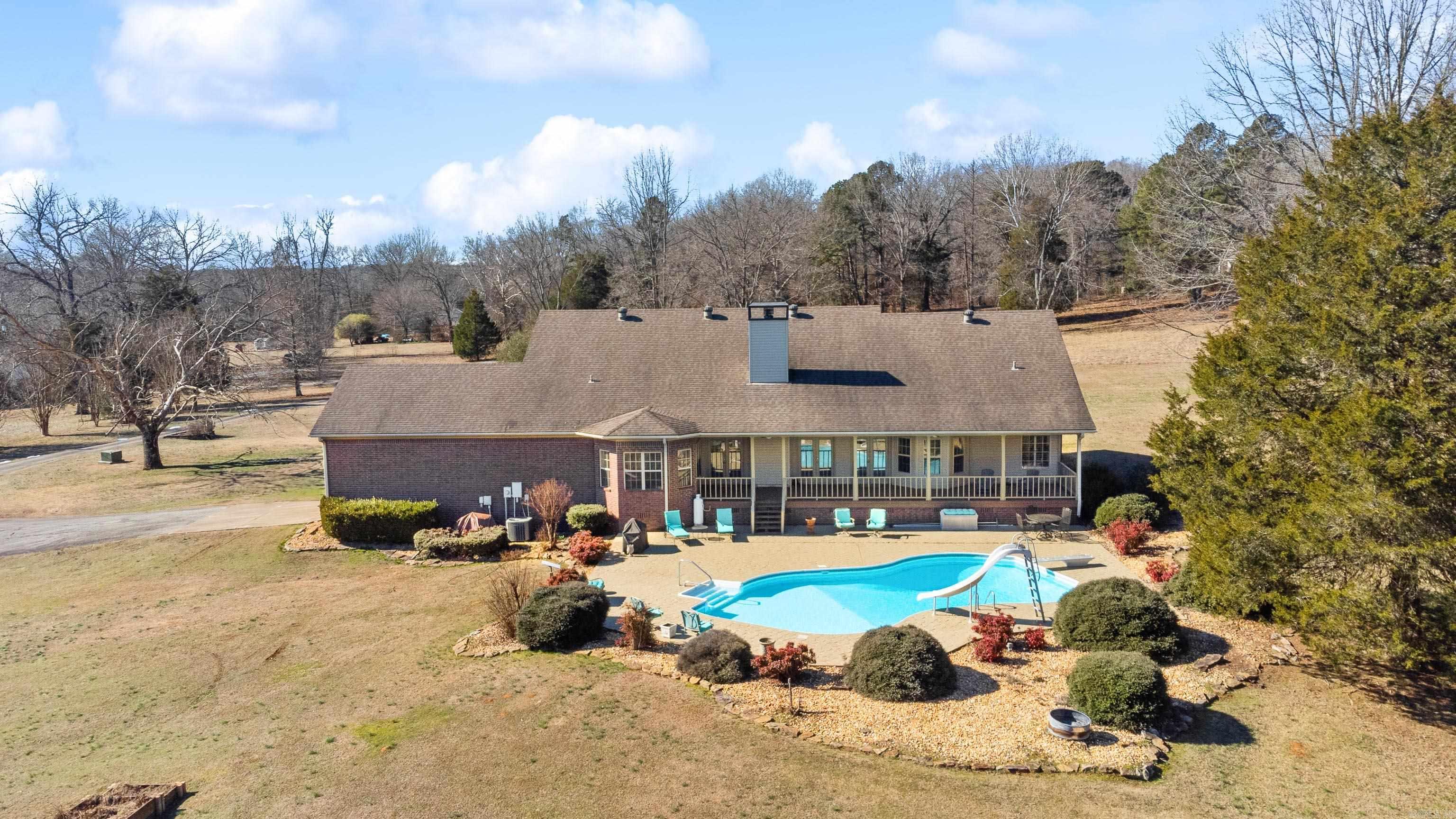 2818  Meadow Rdg  Benton, AR