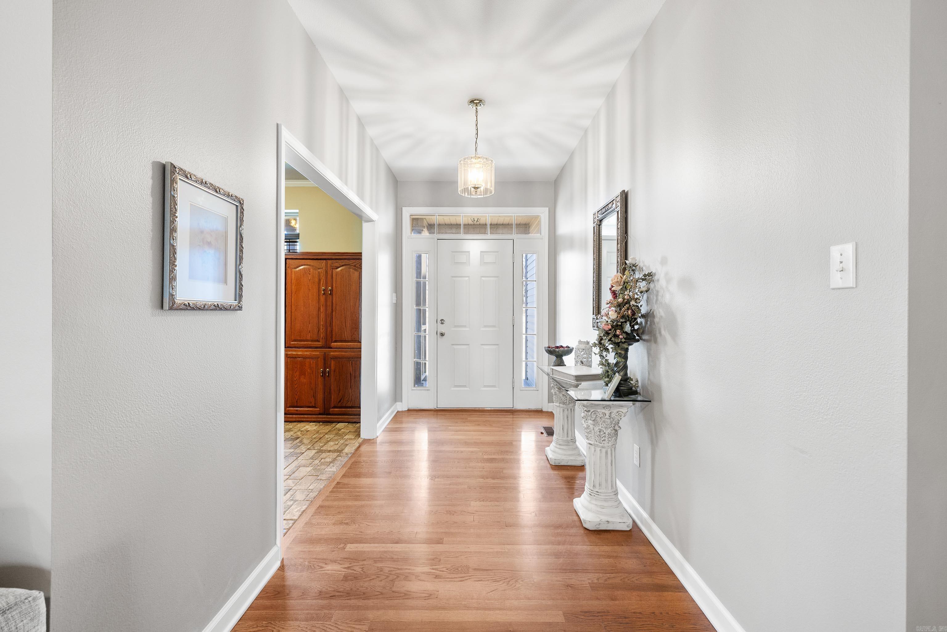 2818  Meadow Rdg  Benton, AR