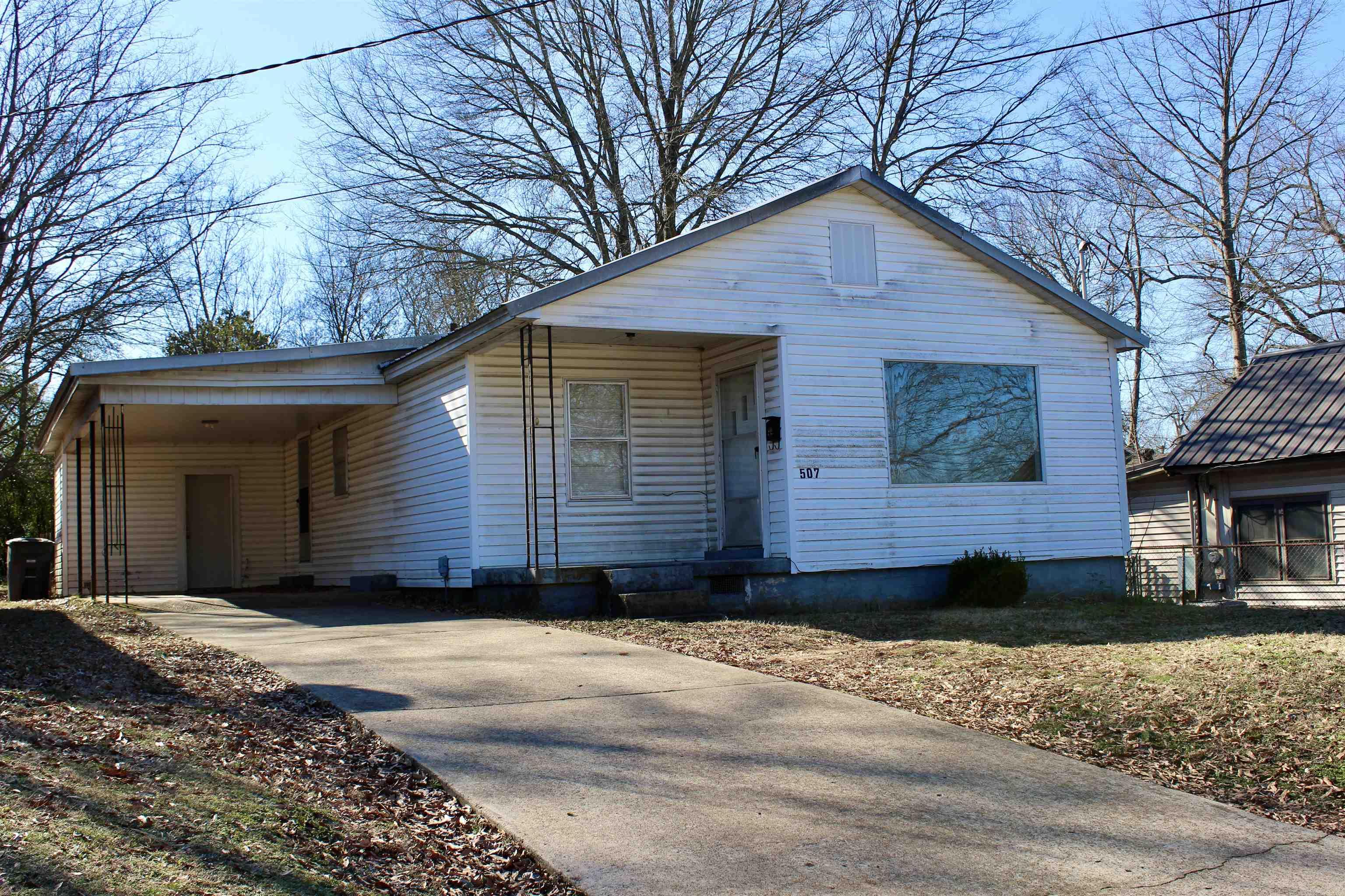 507 W Academy  Searcy, AR